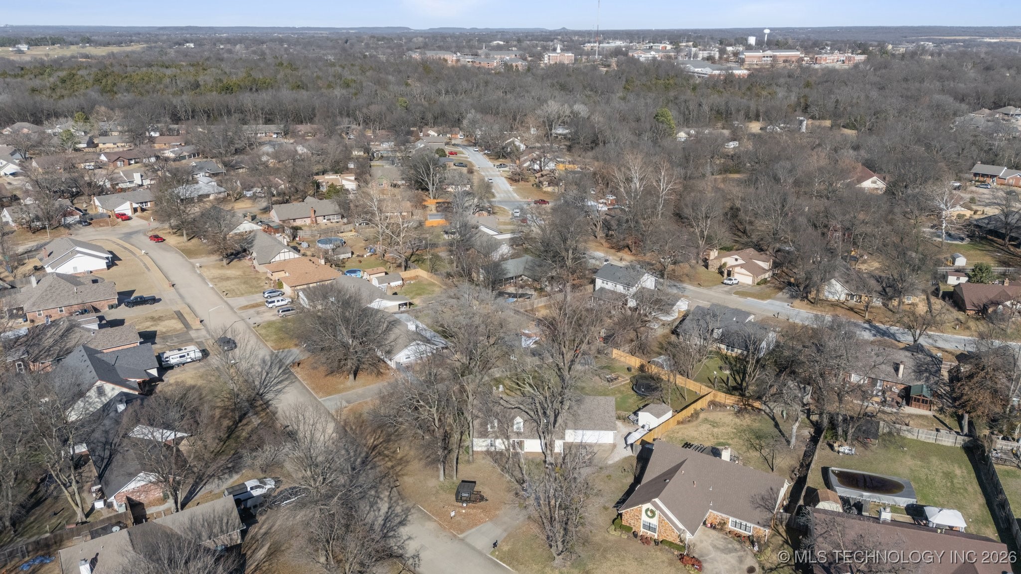 2412 S Maywood Drive Property Photo 39