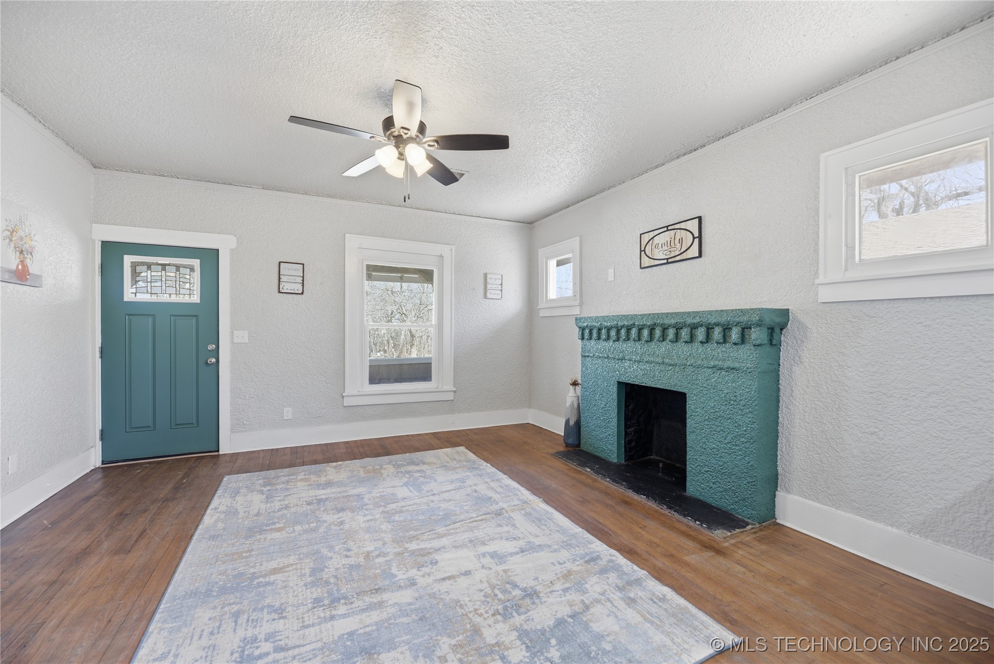 4716 W 8th Street Property Photo 7