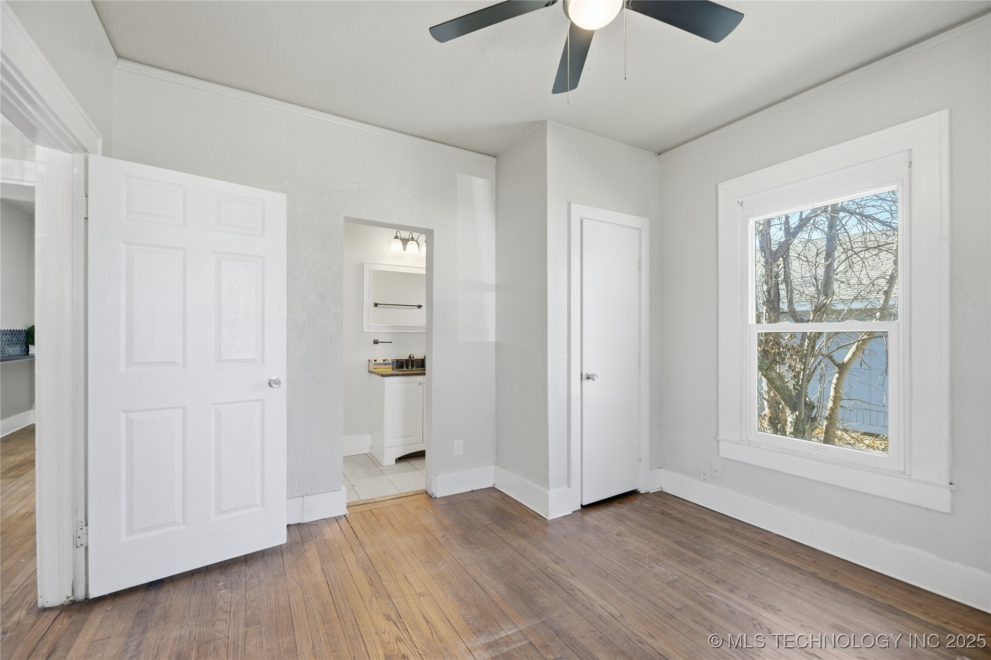 4716 W 8th Street Property Photo 14