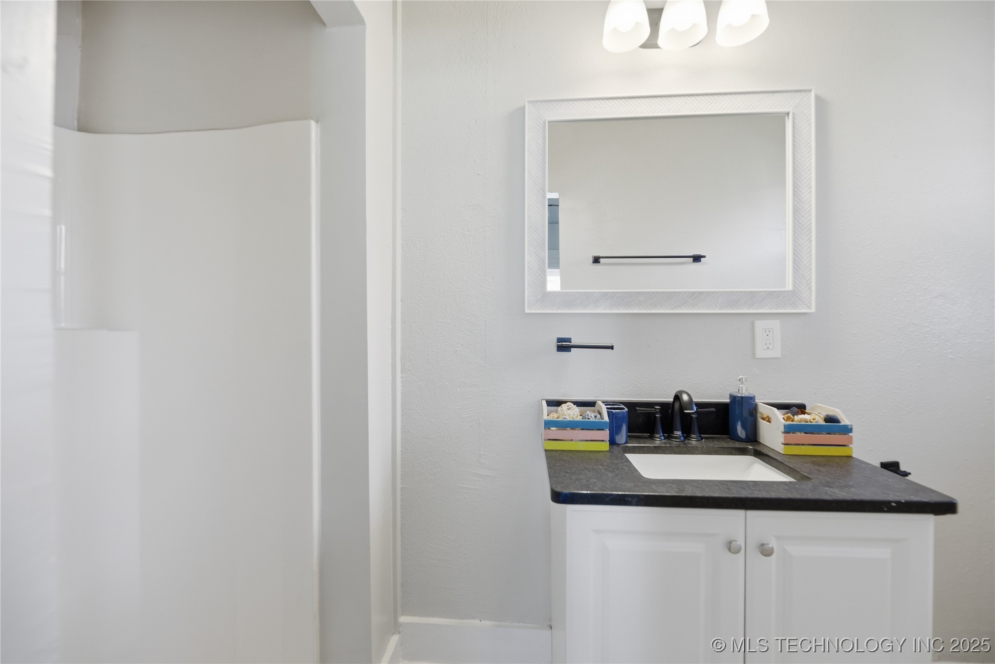 4716 W 8th Street Property Photo 15