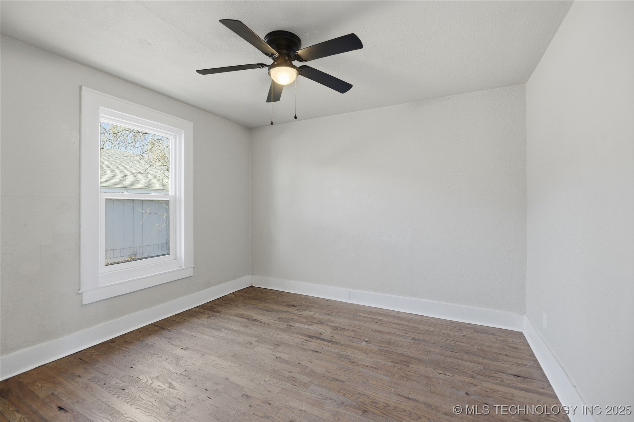 4716 W 8th Street Property Photo 18