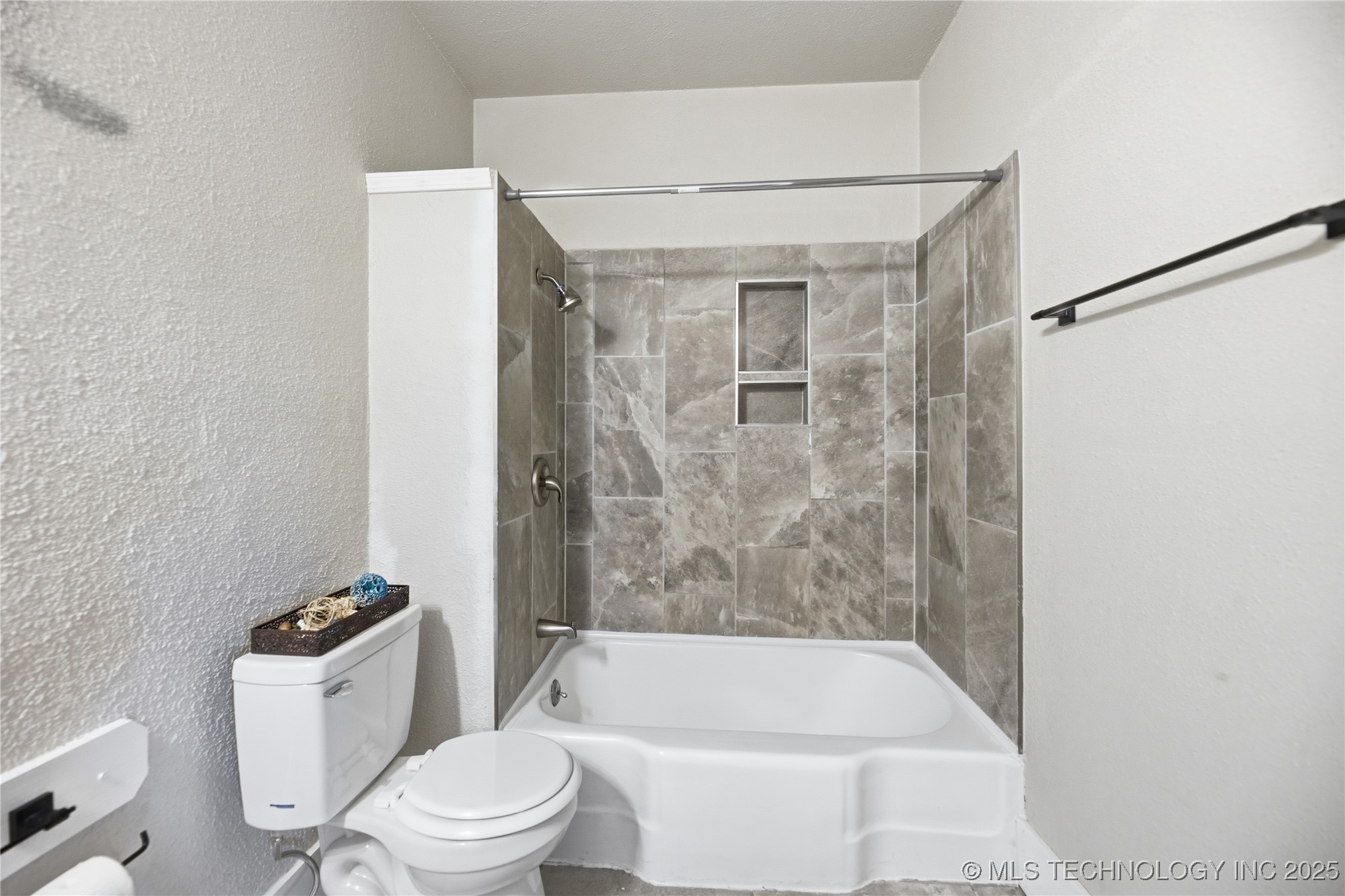 4716 W 8th Street Property Photo 21