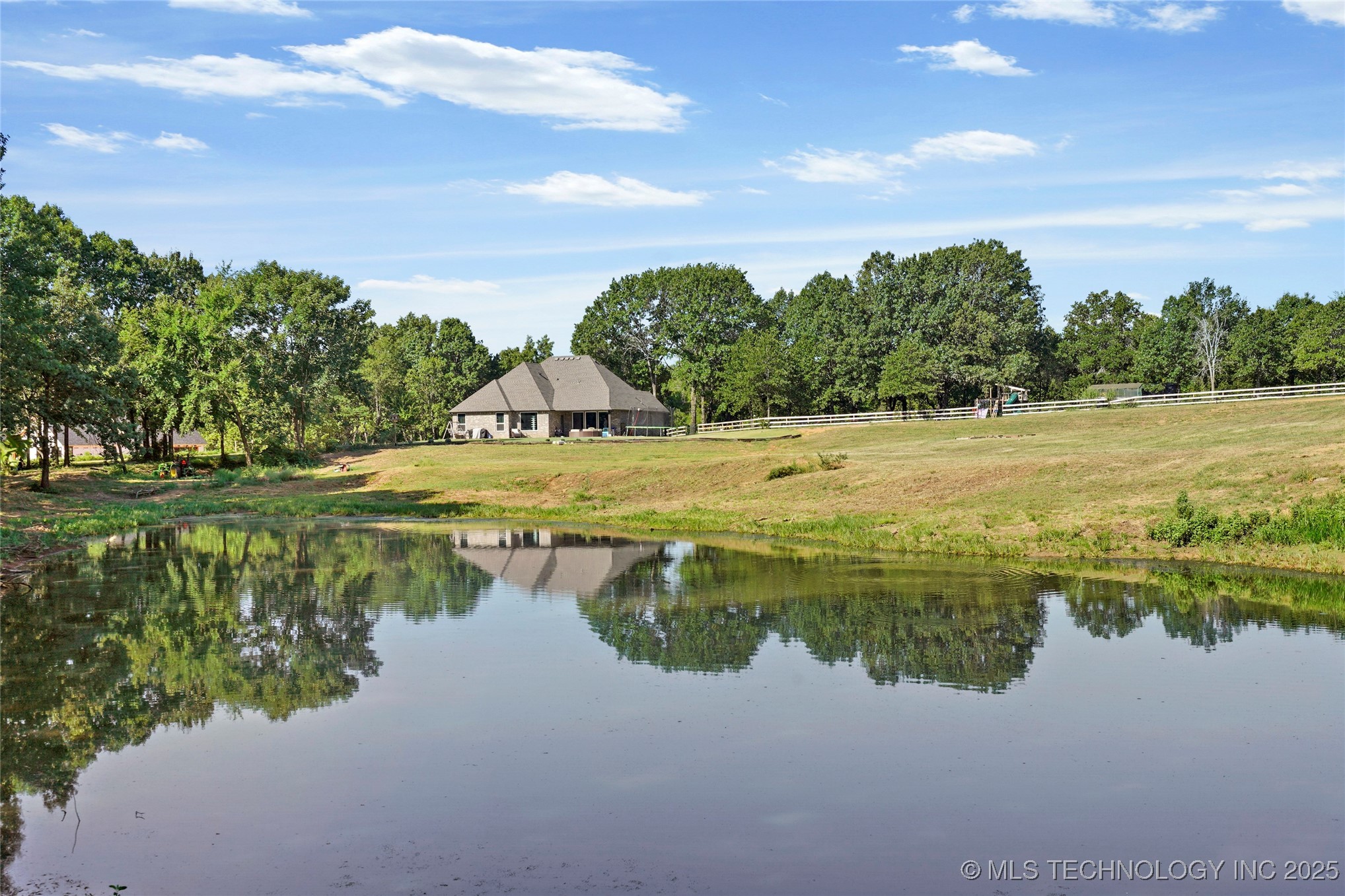 14219 S 241st East Avenue Property Photo 29