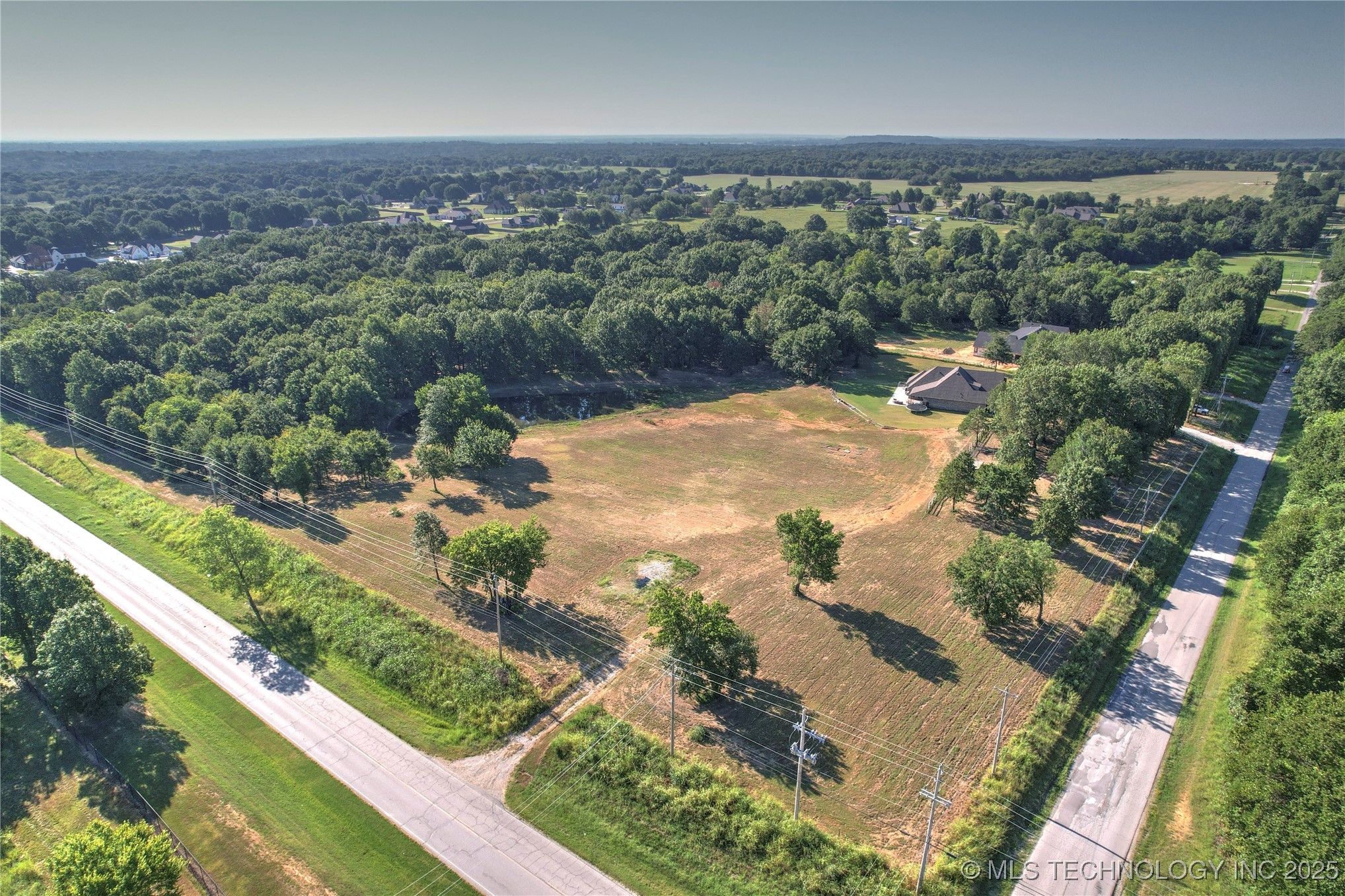 14219 S 241st East Avenue Property Photo 39