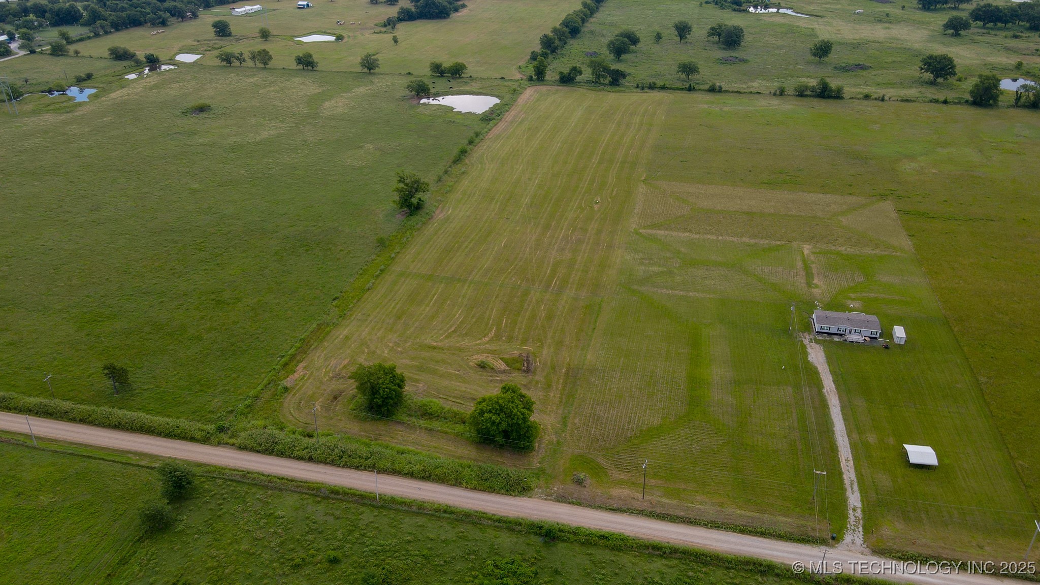 S 184th Street W Property Photo 2