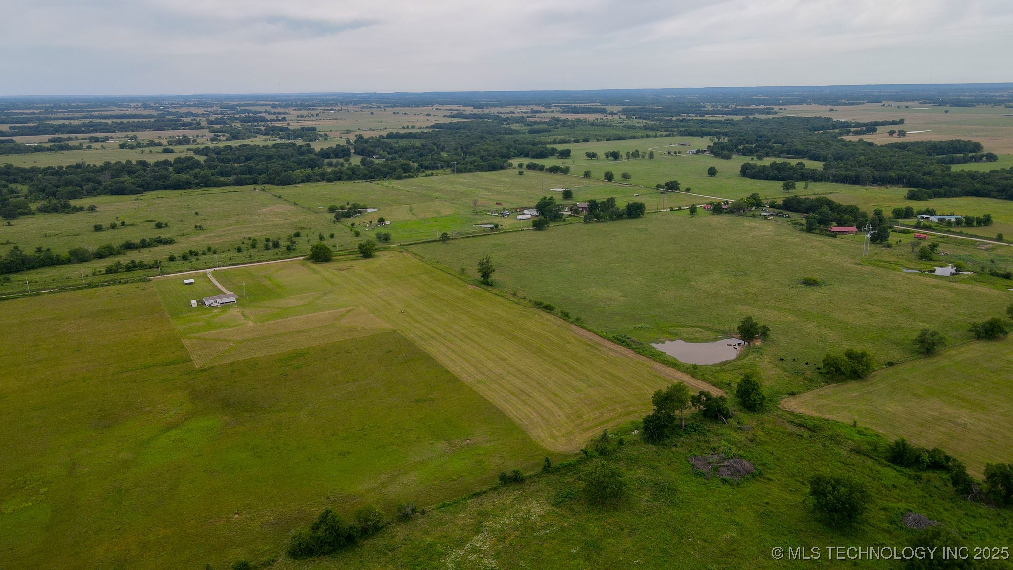 S 184th Street W Property Photo 7