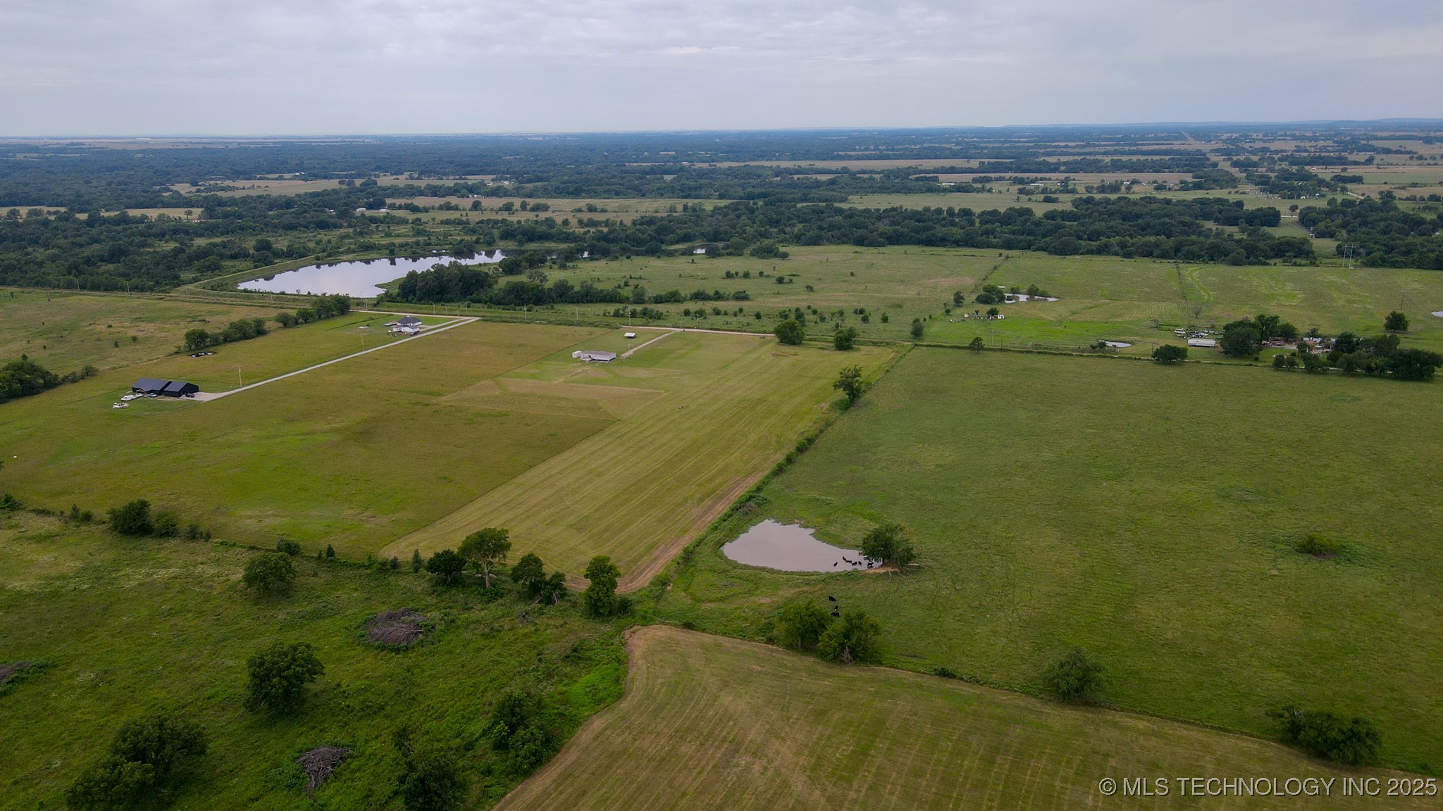 S 184th Street W Property Photo 9