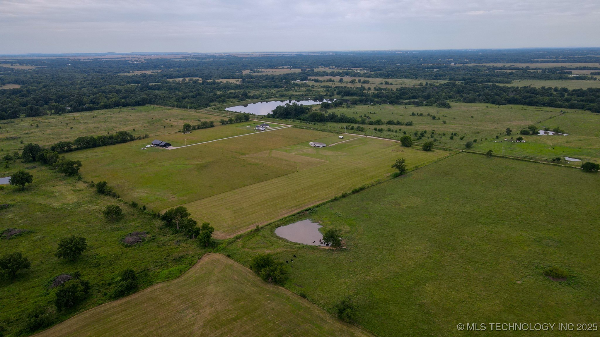S 184th Street W Property Photo 10