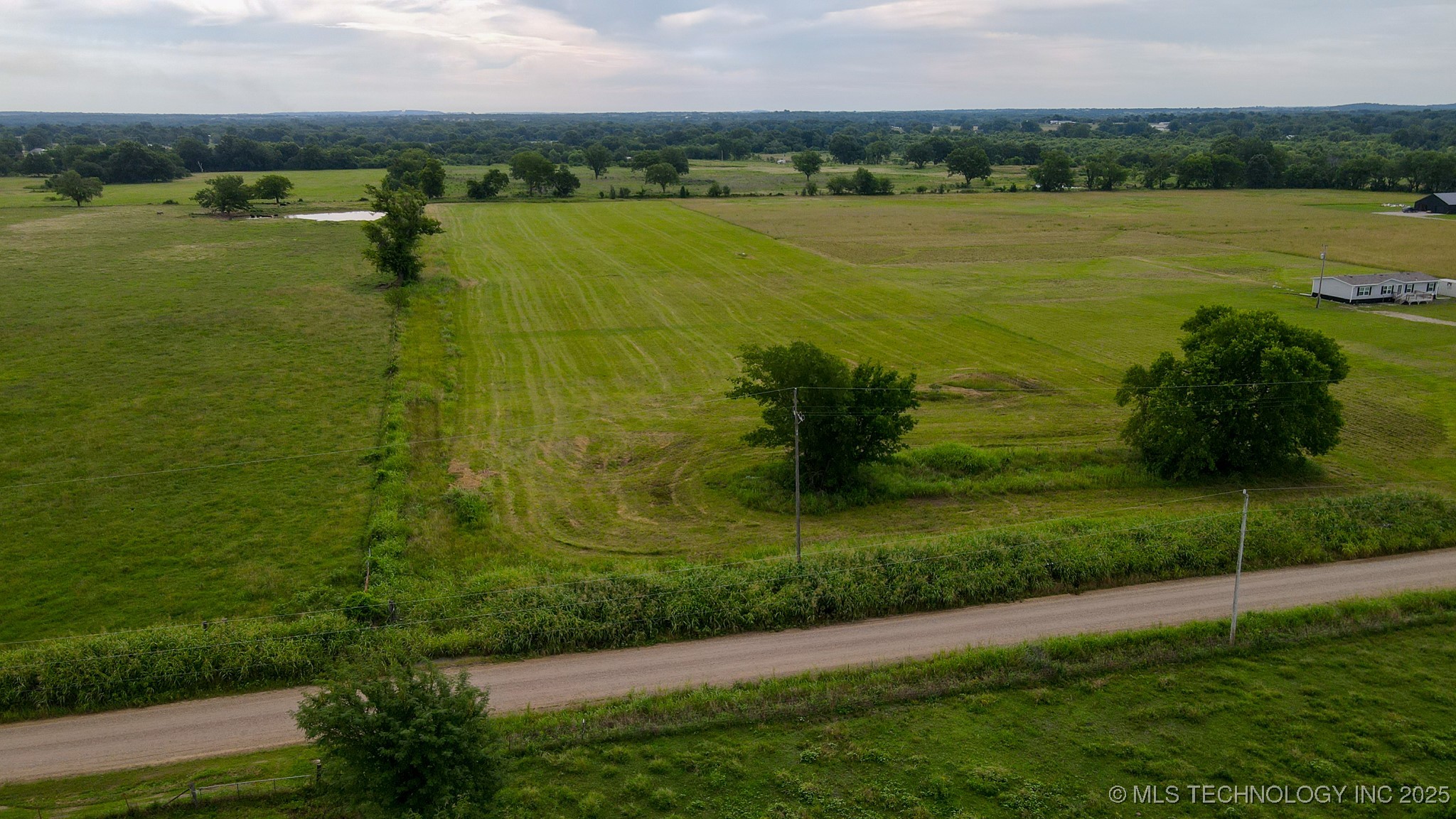 S 184th Street W Property Photo 16