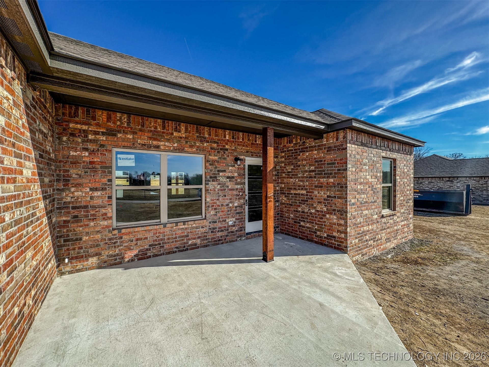 18020 Vaughn Road Property Photo 5