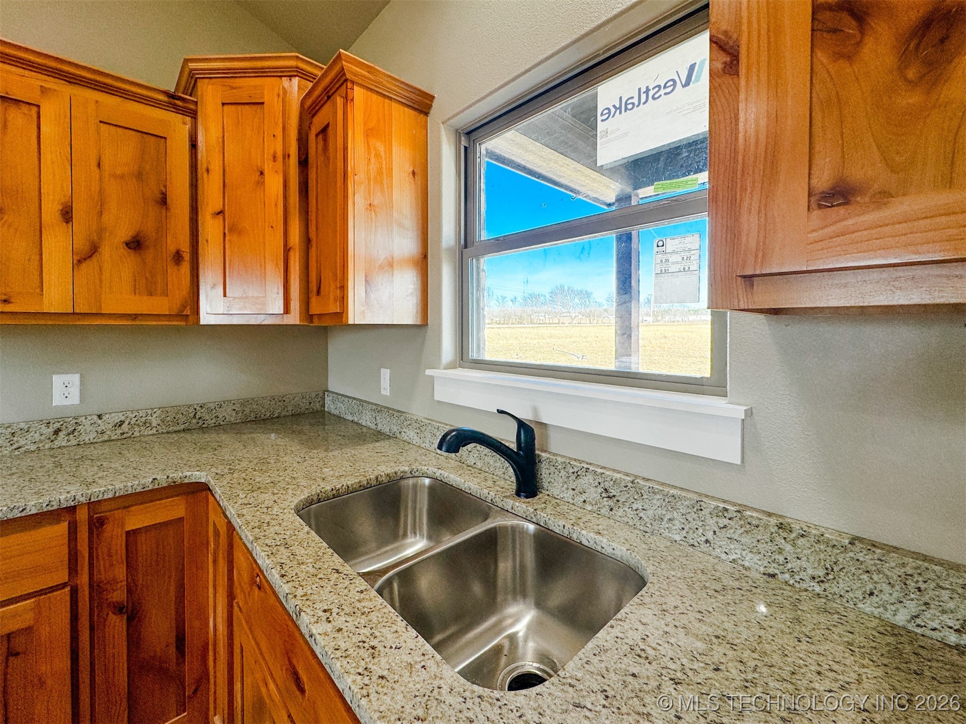 18020 Vaughn Road Property Photo 20