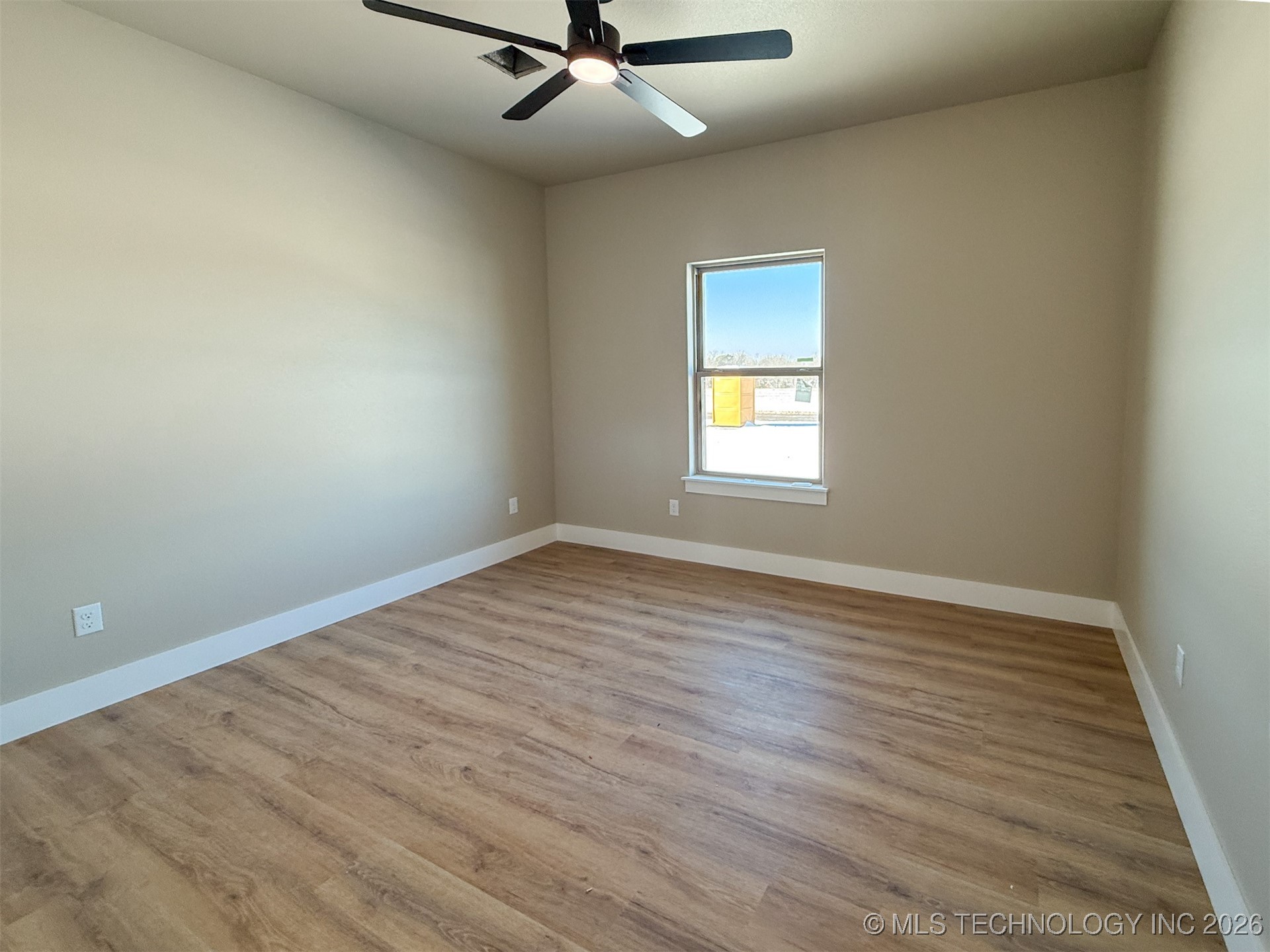 18020 Vaughn Road Property Photo 45