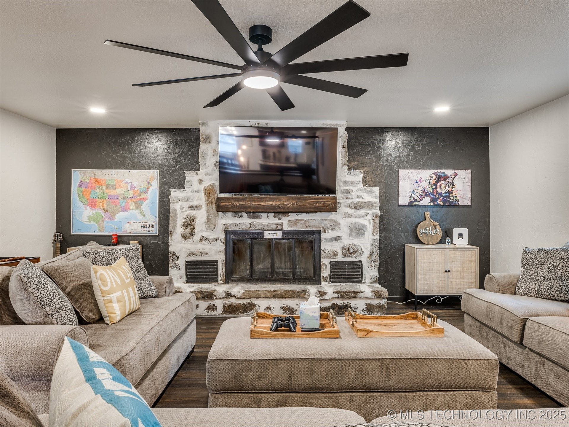 11 Port Duncan Property Photo 2