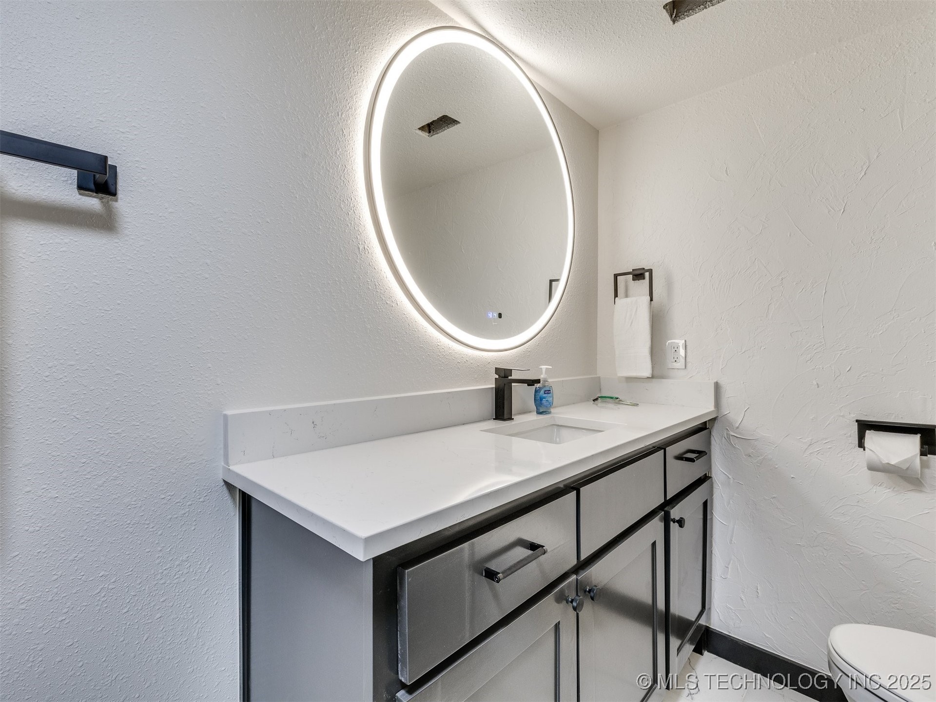 11 Port Duncan Property Photo 36