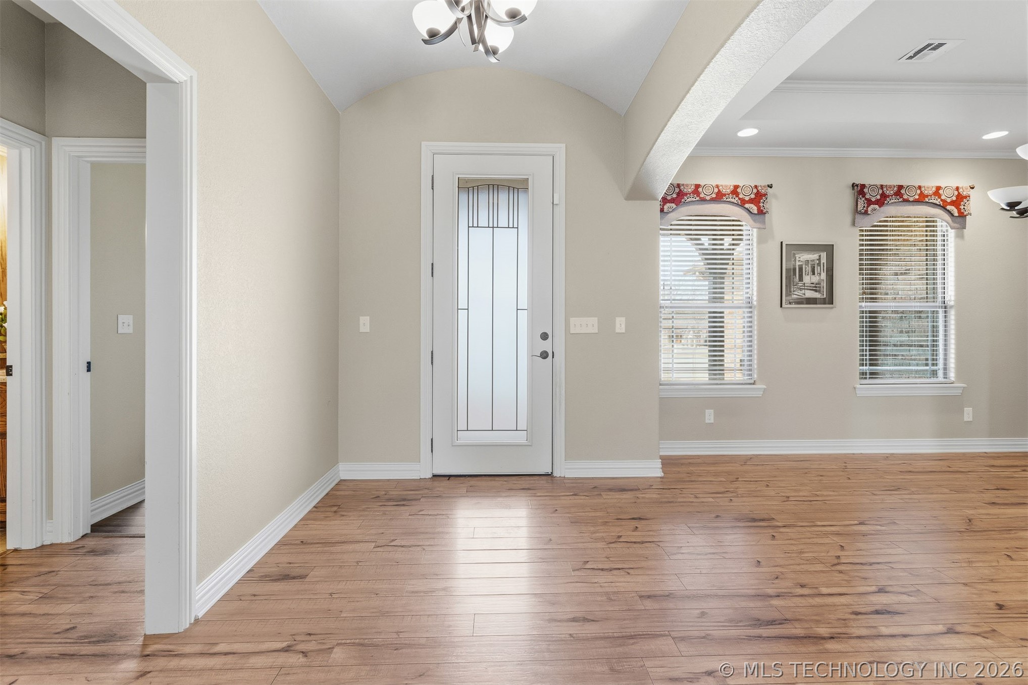 1310 Buckingham Property Photo 4