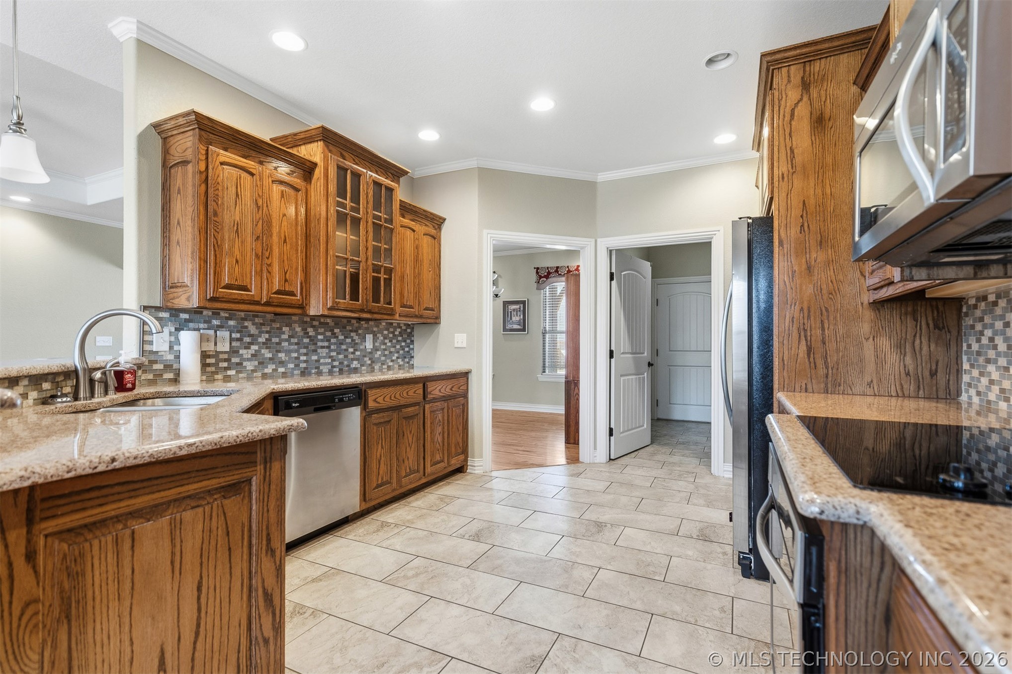 1310 Buckingham Property Photo 10