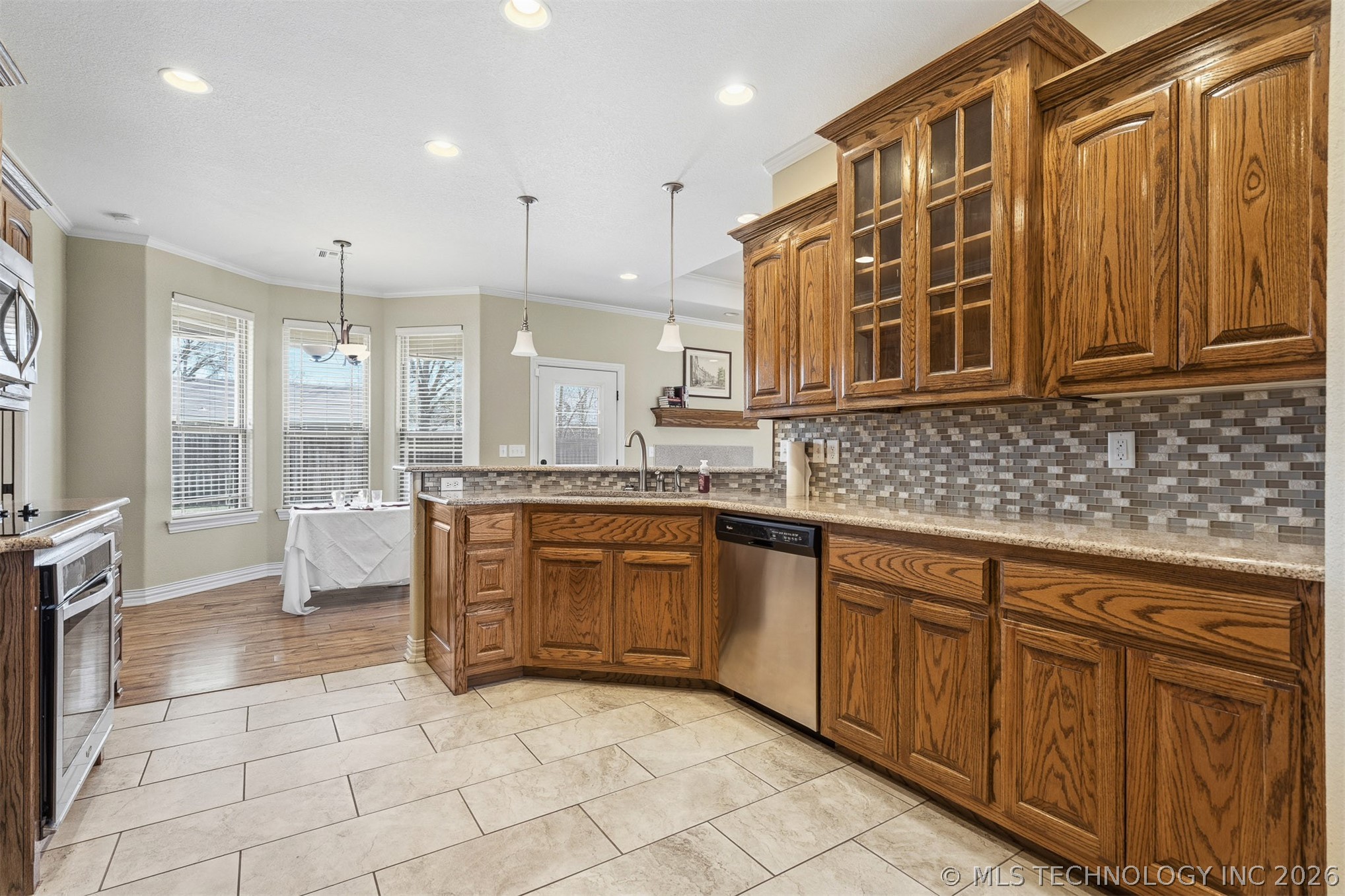 1310 Buckingham Property Photo 11