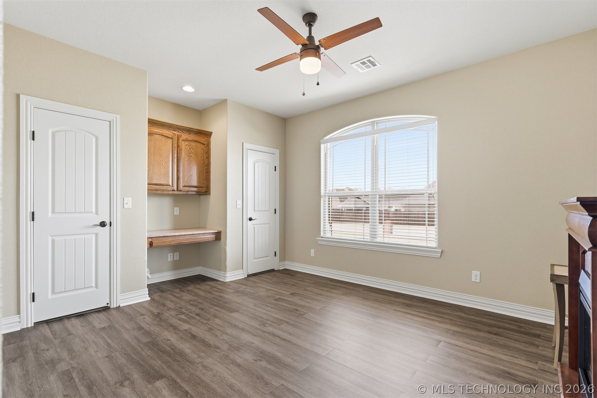 1310 Buckingham Property Photo 23