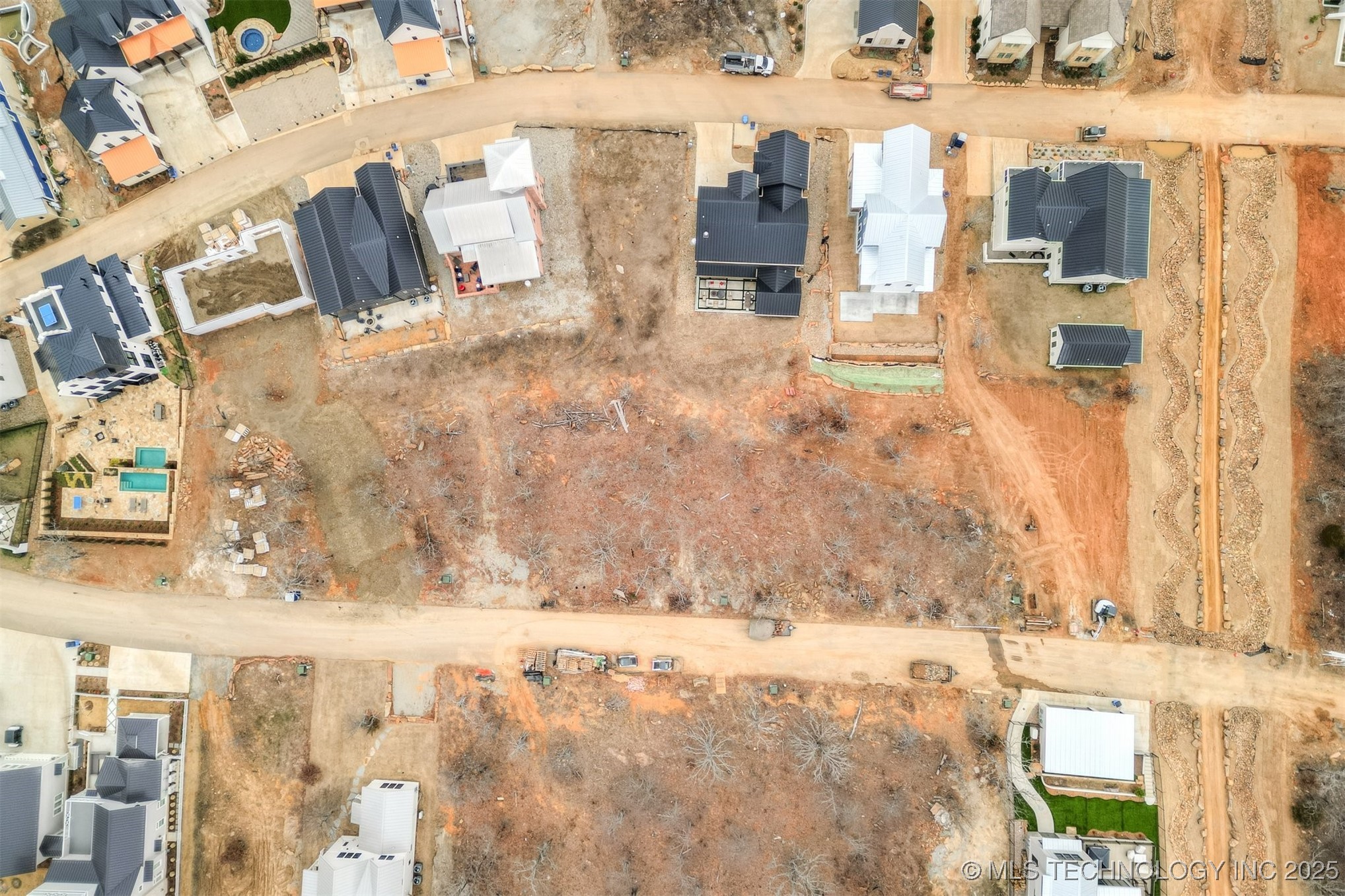 112 Sandstone Drive Property Photo 3