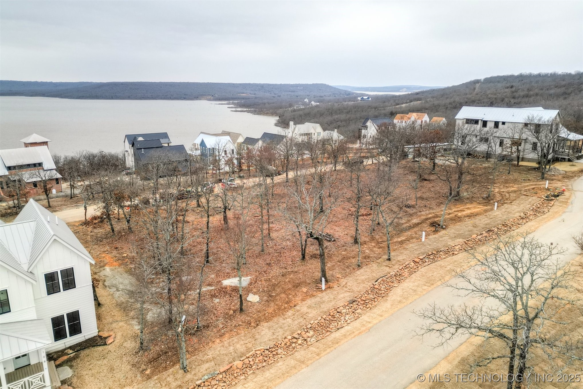 118 Ridgeline Road Property Photo 6