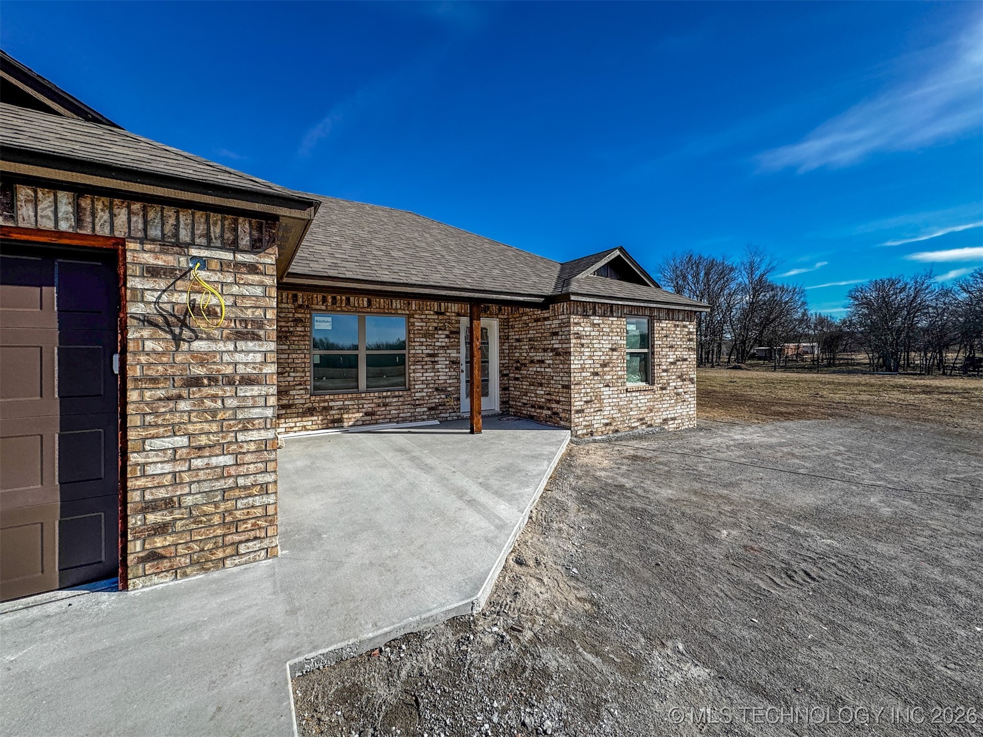 18030 Vaughn Road Property Photo 4