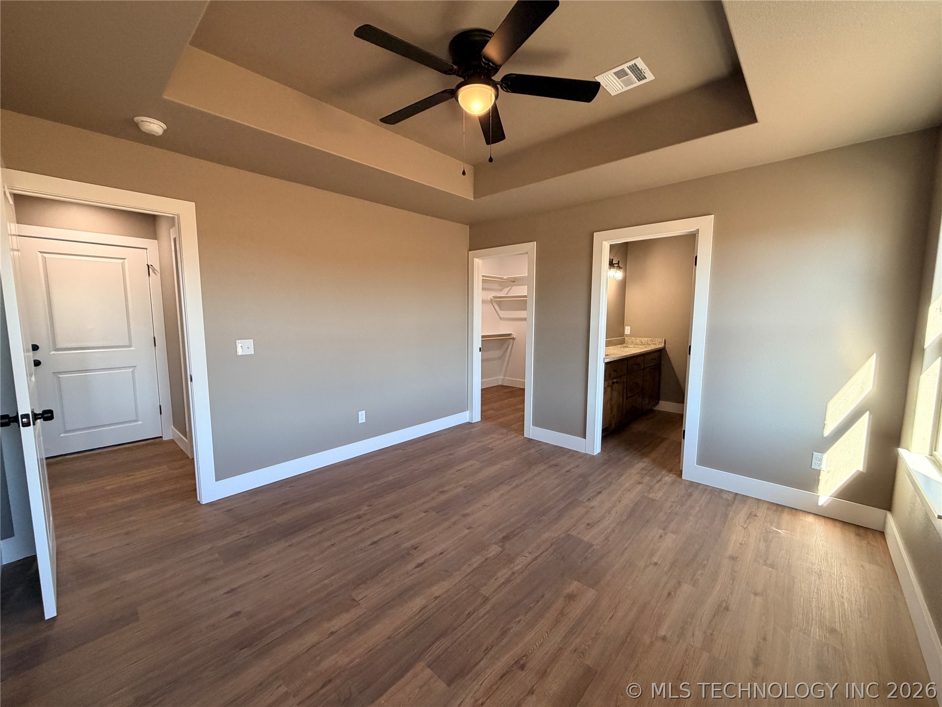 18030 Vaughn Road Property Photo 20