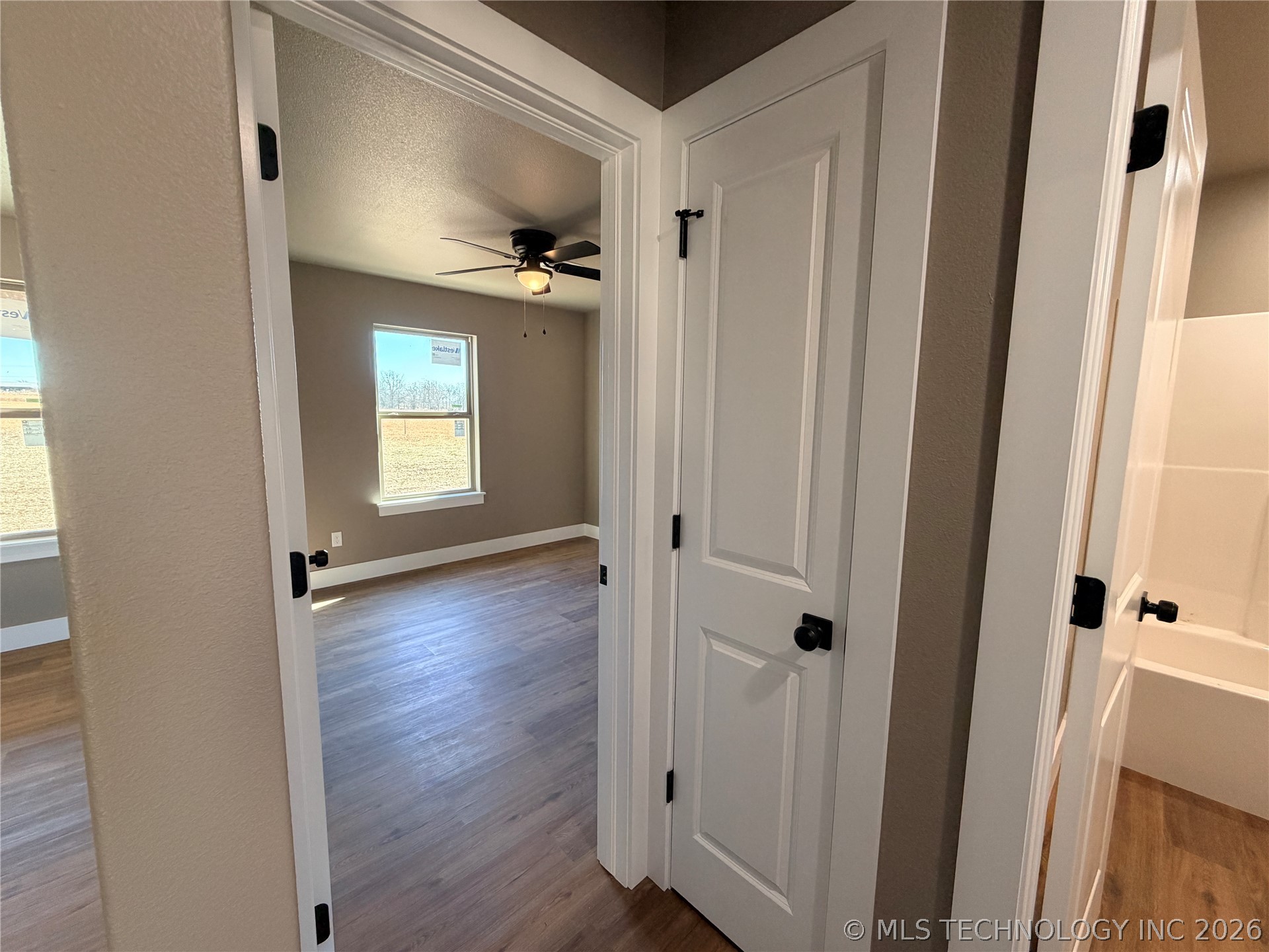 18030 Vaughn Road Property Photo 27