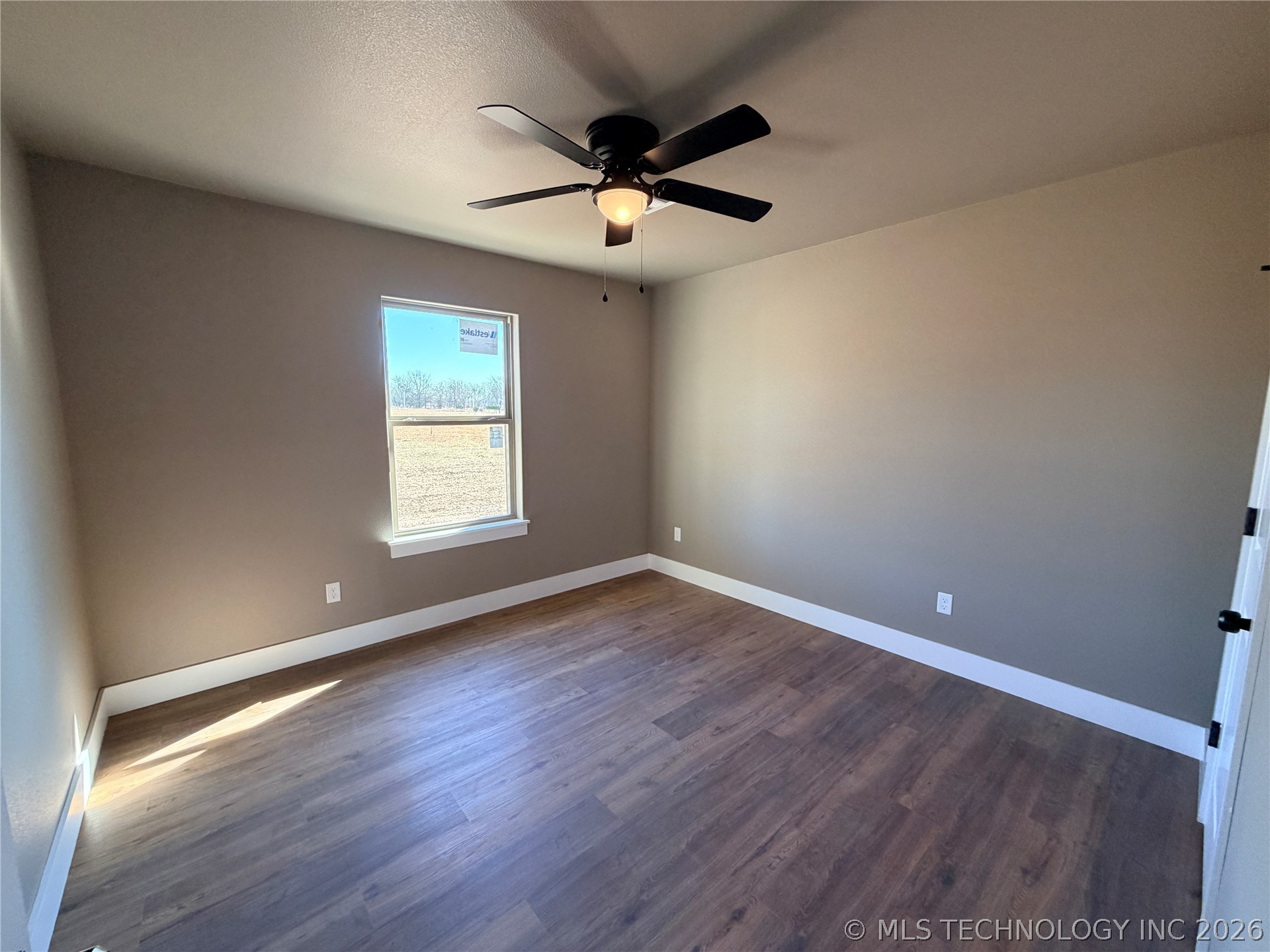 18030 Vaughn Road Property Photo 28