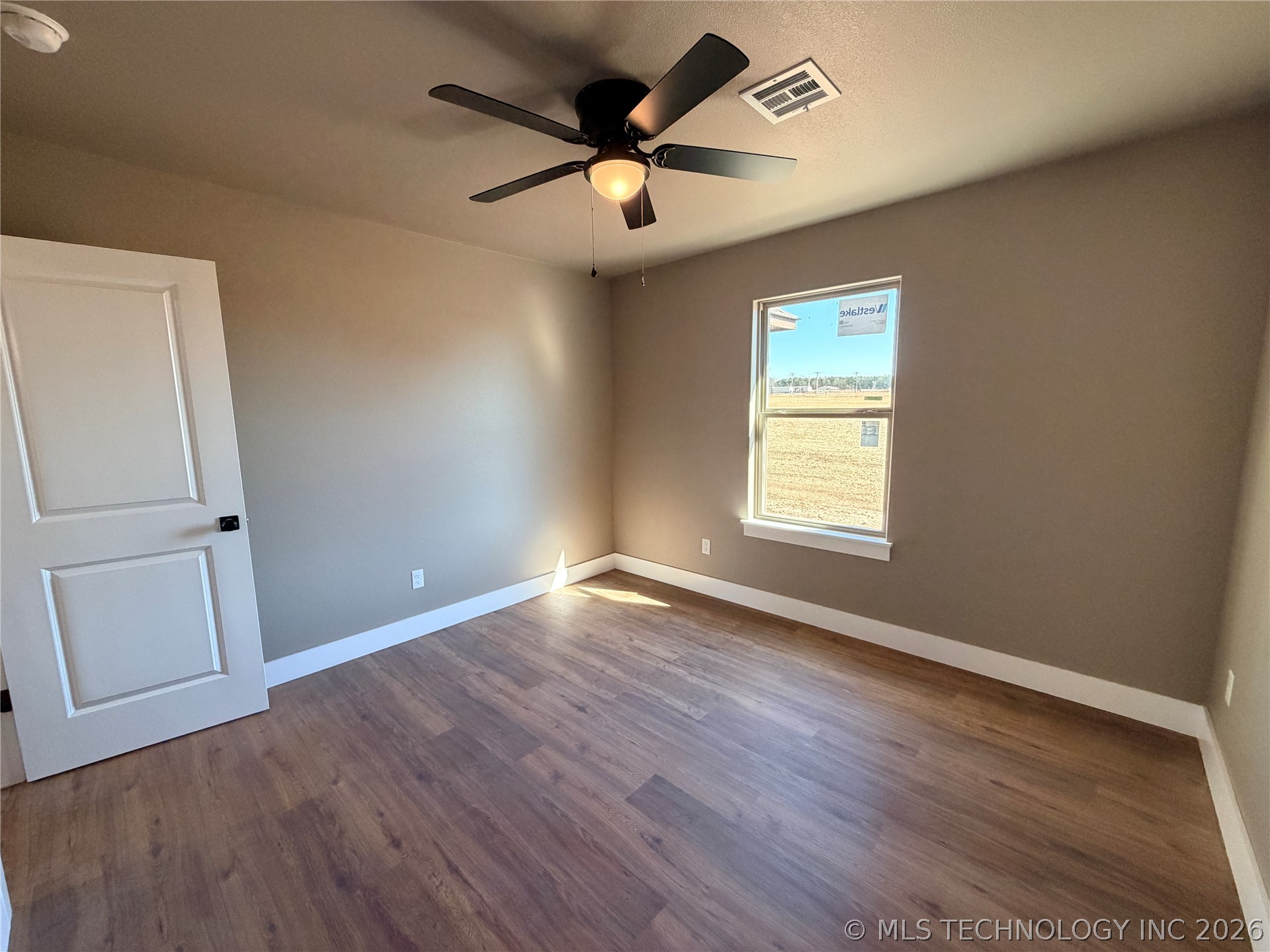 18030 Vaughn Road Property Photo 31
