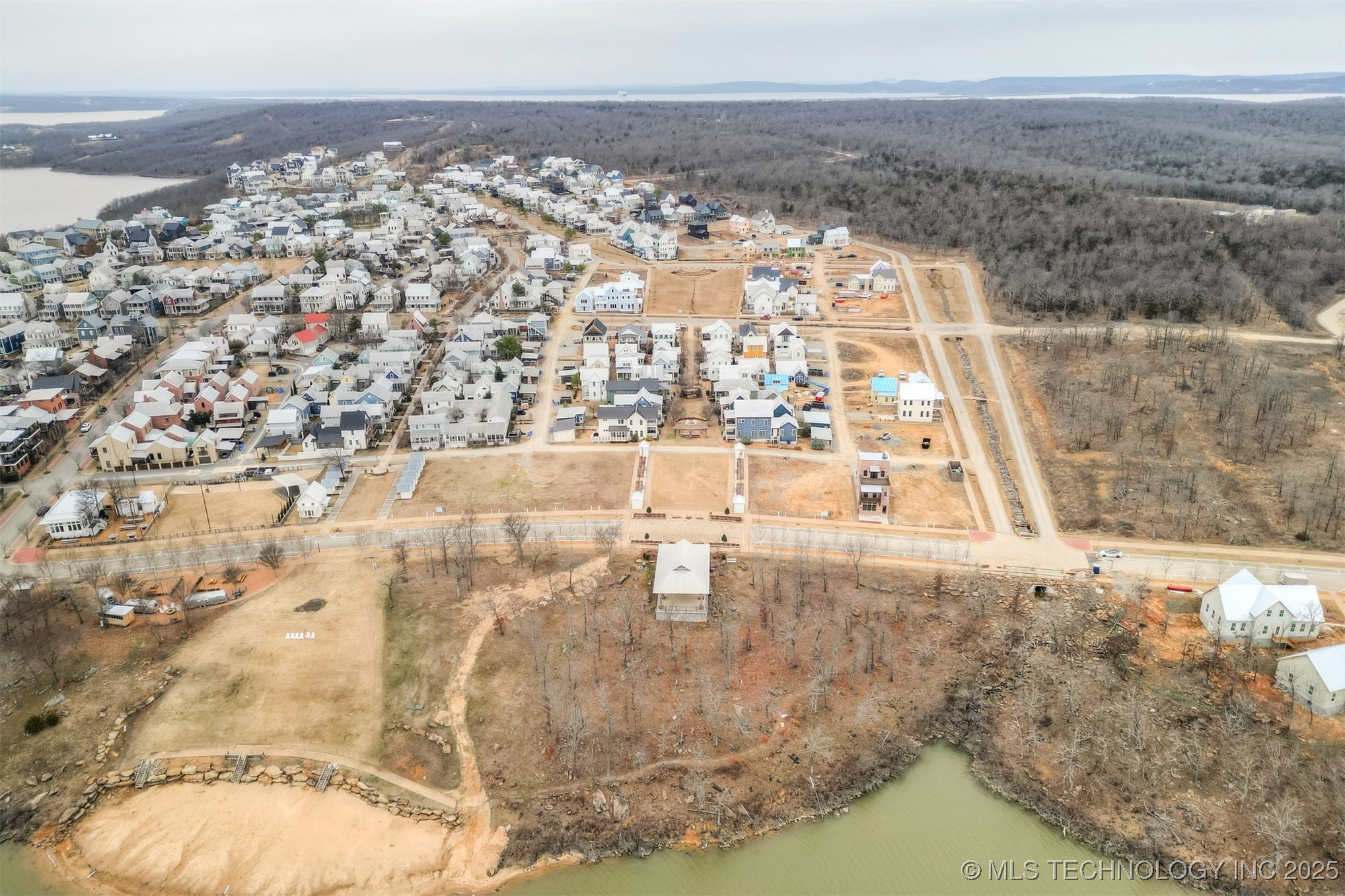 57 Water Street Property Photo 7