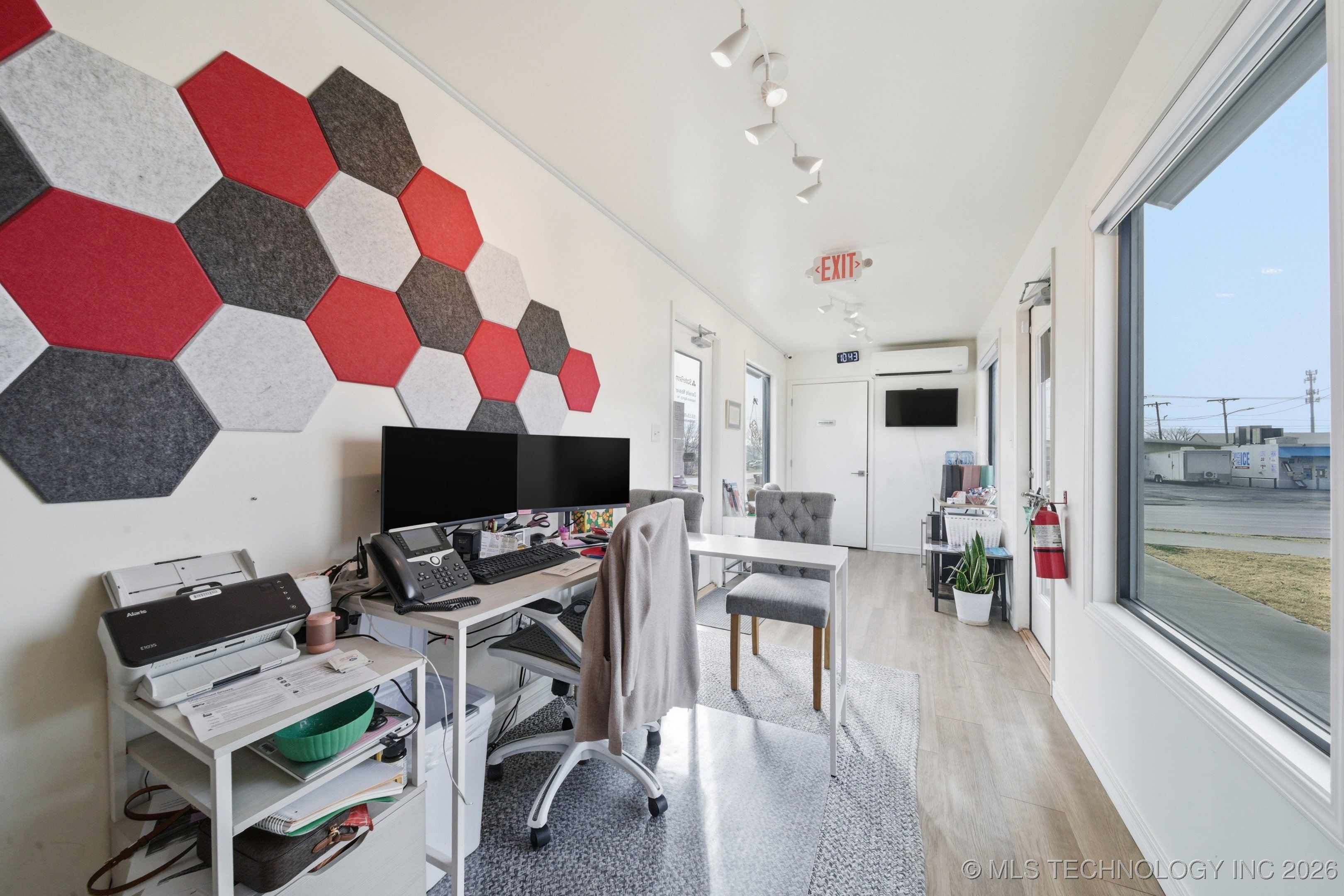 1600 Sw Frank Phillips Boulevard Property Photo 8