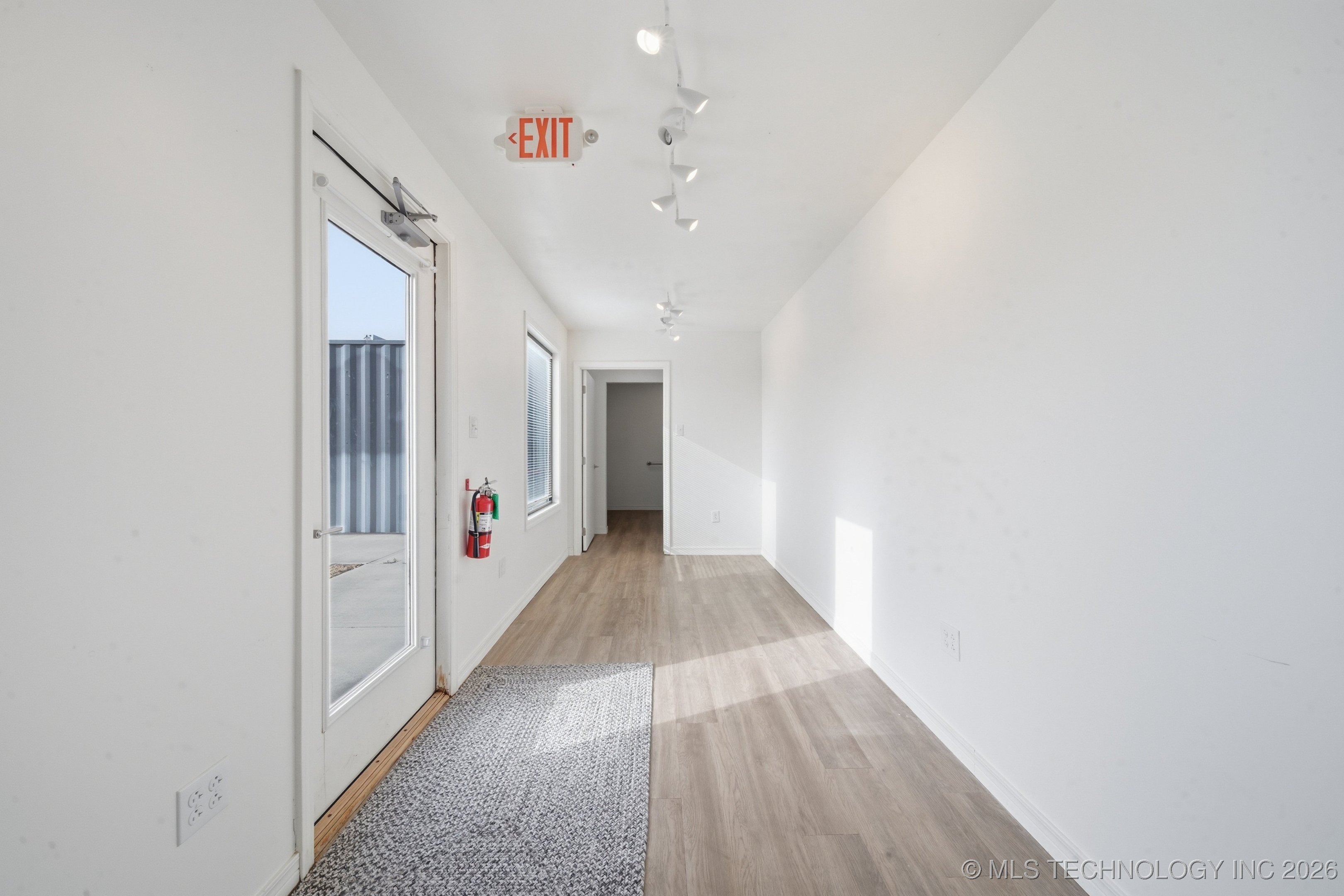 1600 Sw Frank Phillips Boulevard Property Photo 18