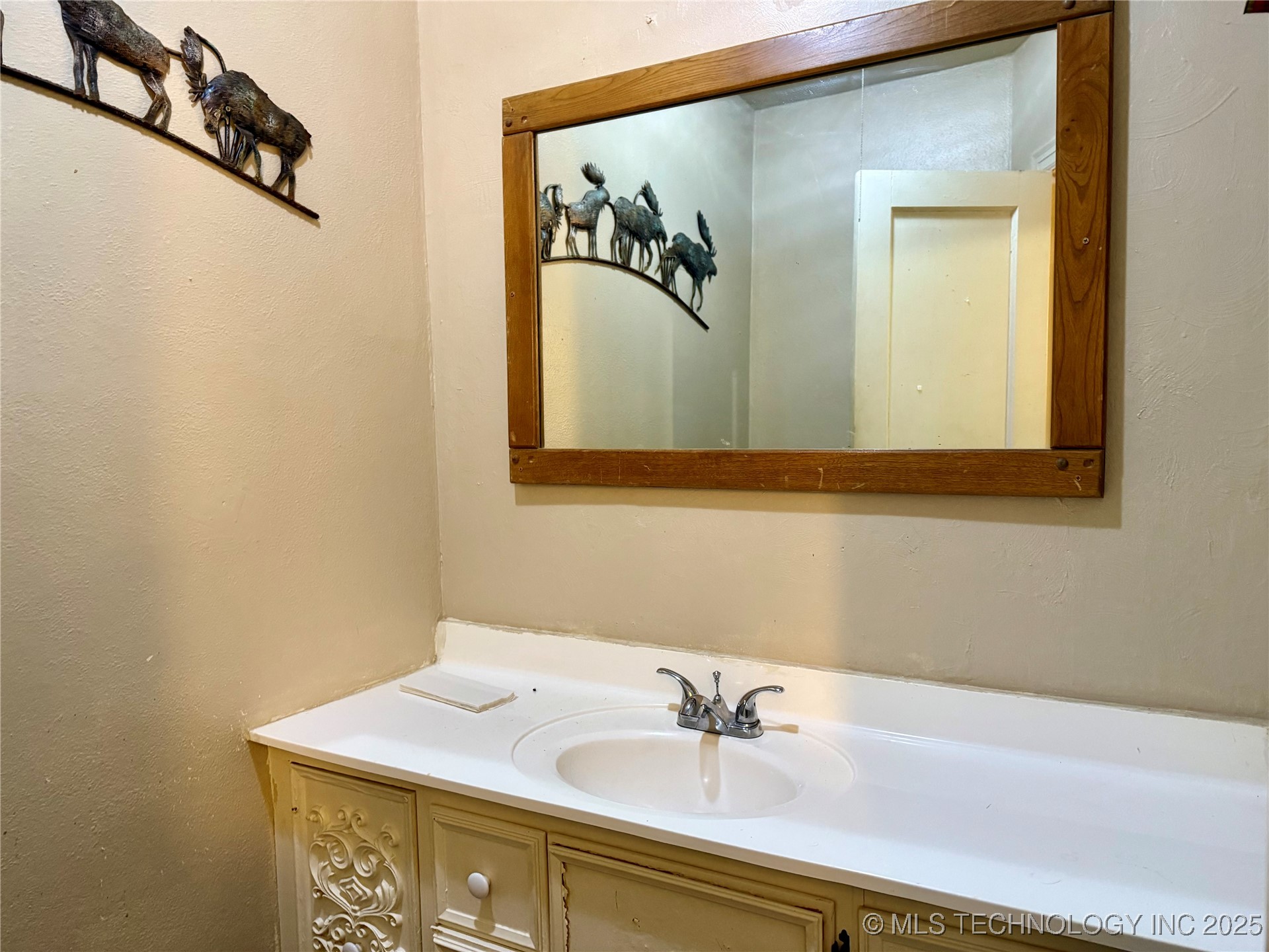 1009 Seminary Avenue Property Photo 18