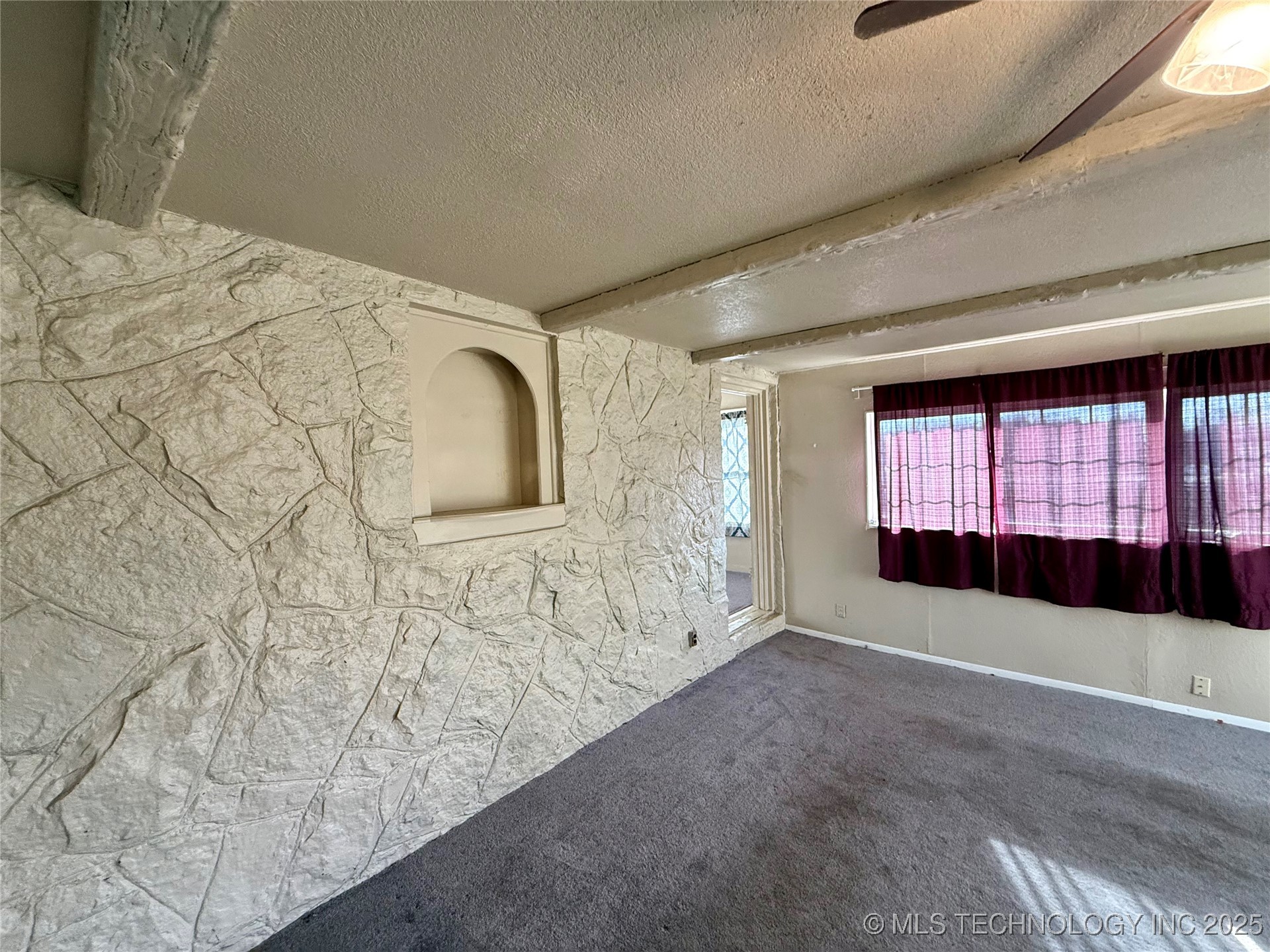 1009 Seminary Avenue Property Photo 19