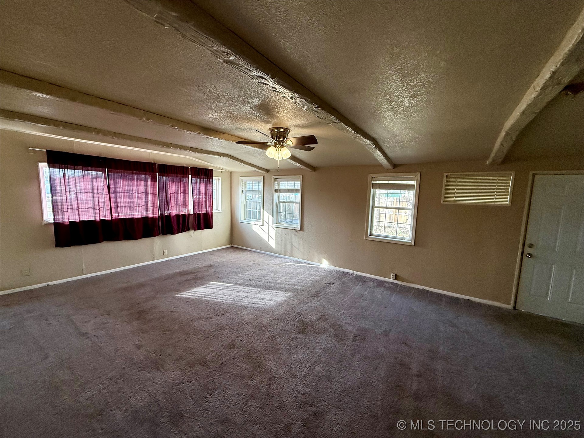 1009 Seminary Avenue Property Photo 20