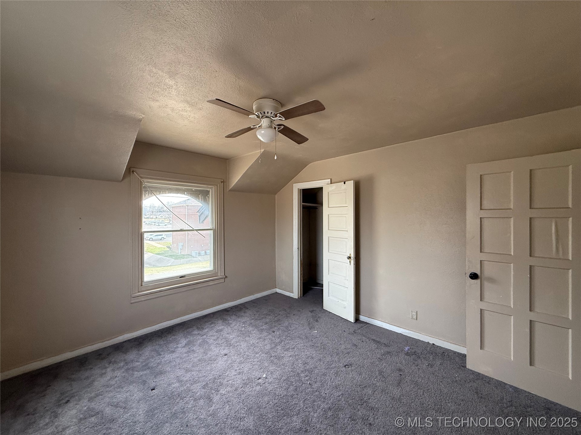 1009 Seminary Avenue Property Photo 26