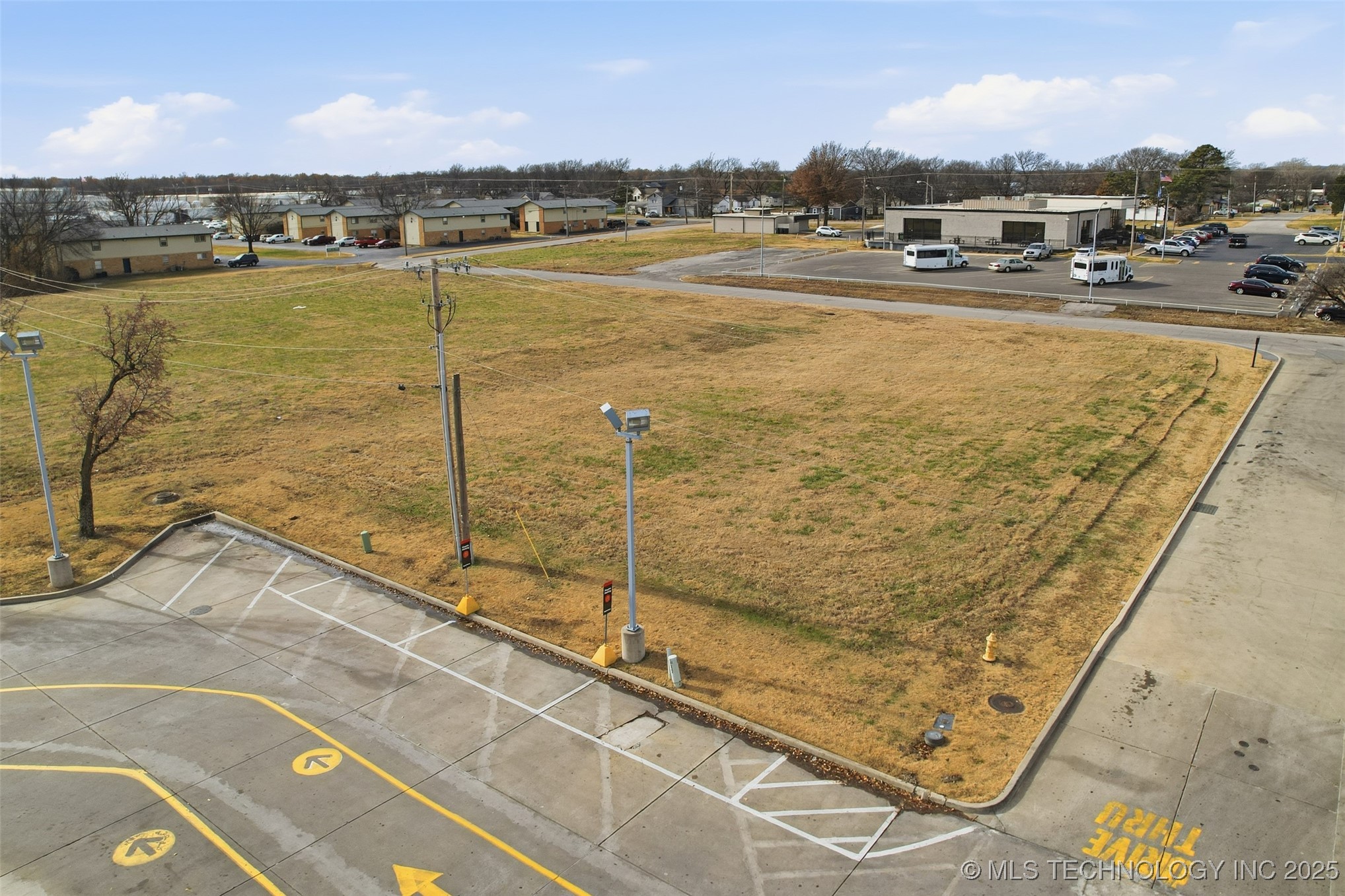 213 S Dogwood Street Property Photo 4