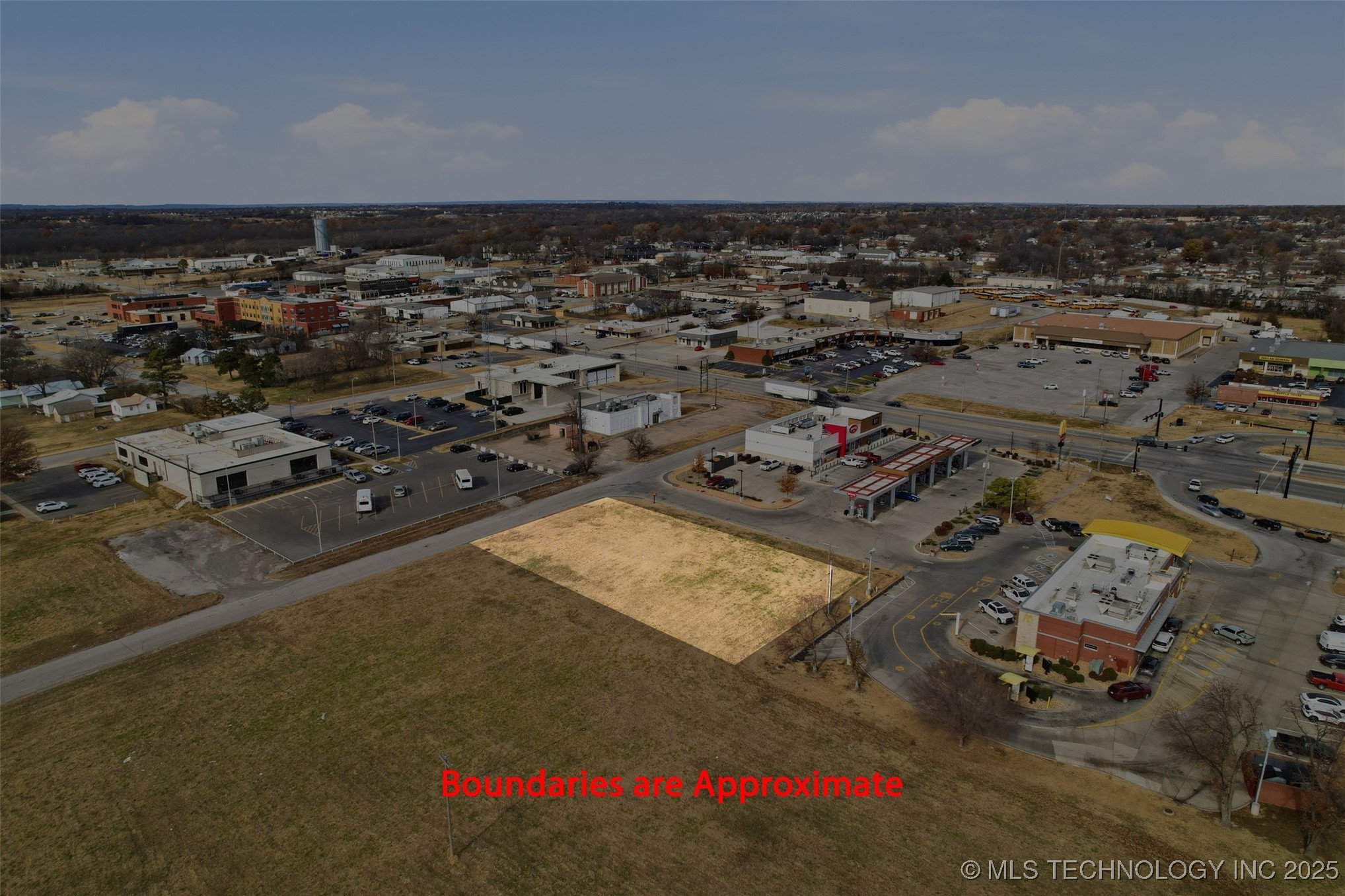 213 S Dogwood Street Property Photo 9