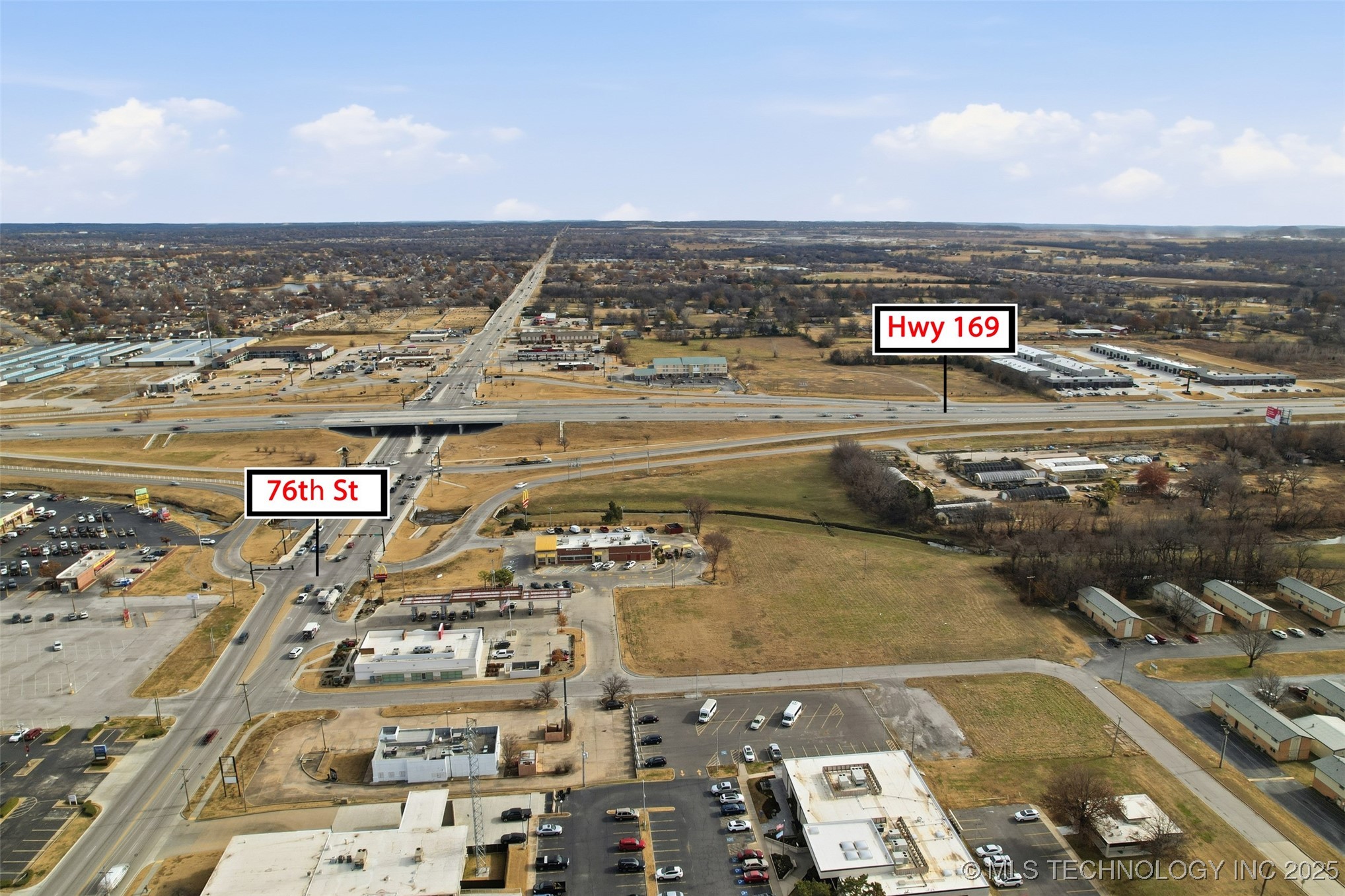 213 S Dogwood Street Property Photo 13