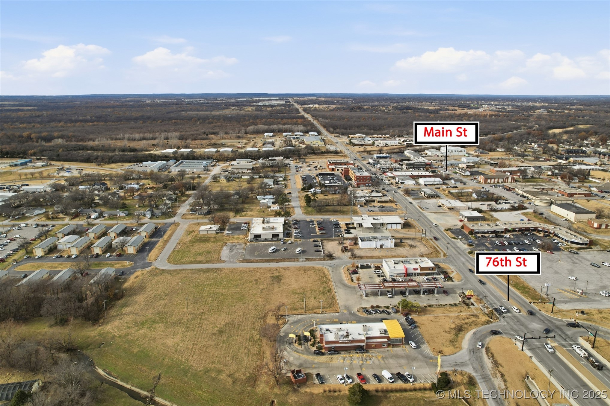 213 S Dogwood Street Property Photo 15