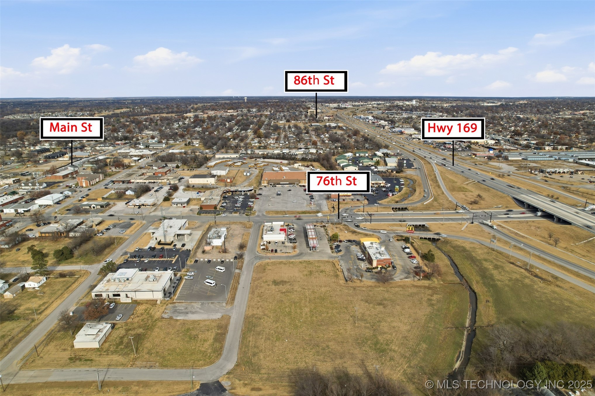 213 S Dogwood Street Property Photo 17