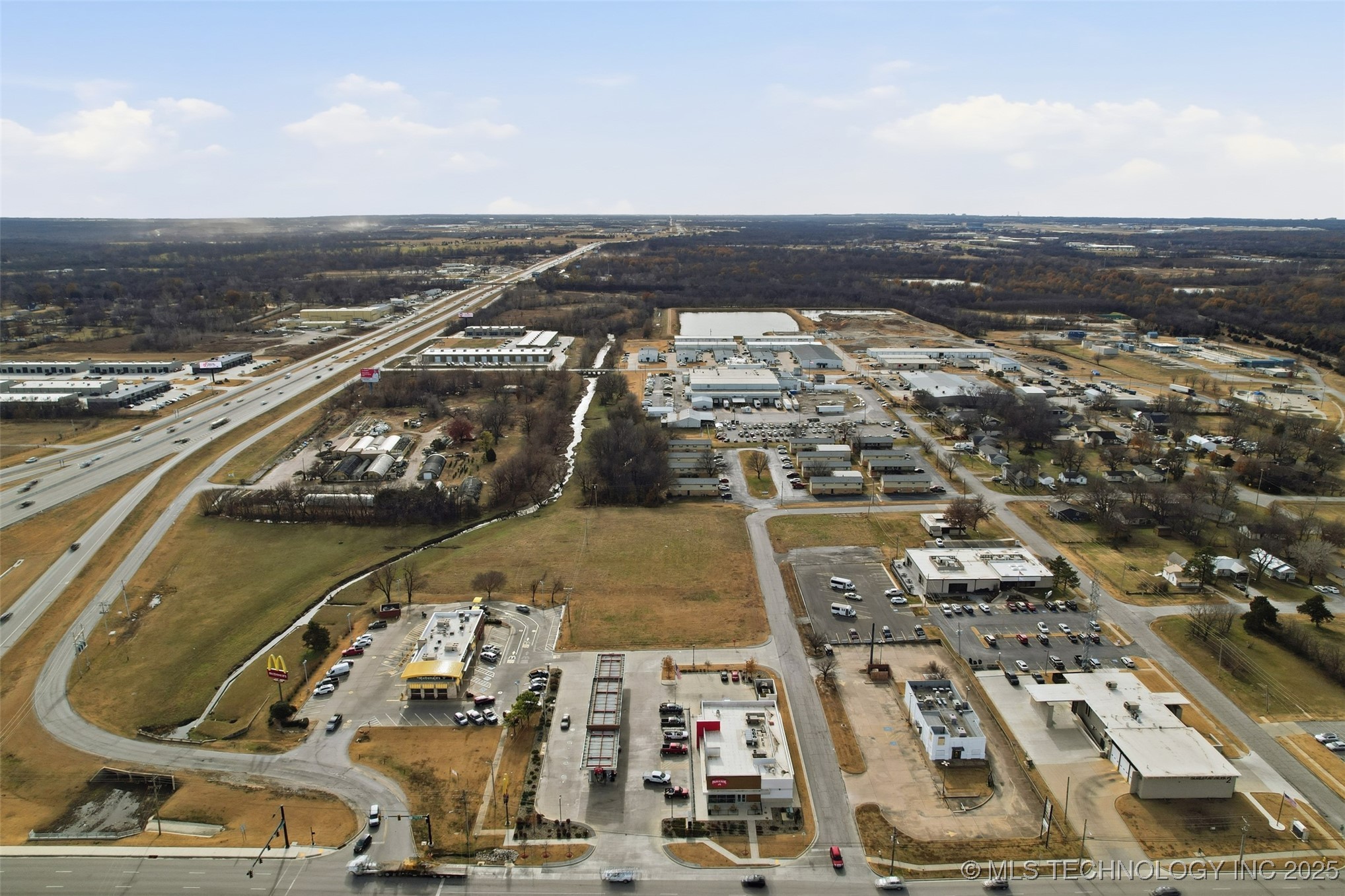 213 S Dogwood Street Property Photo 19