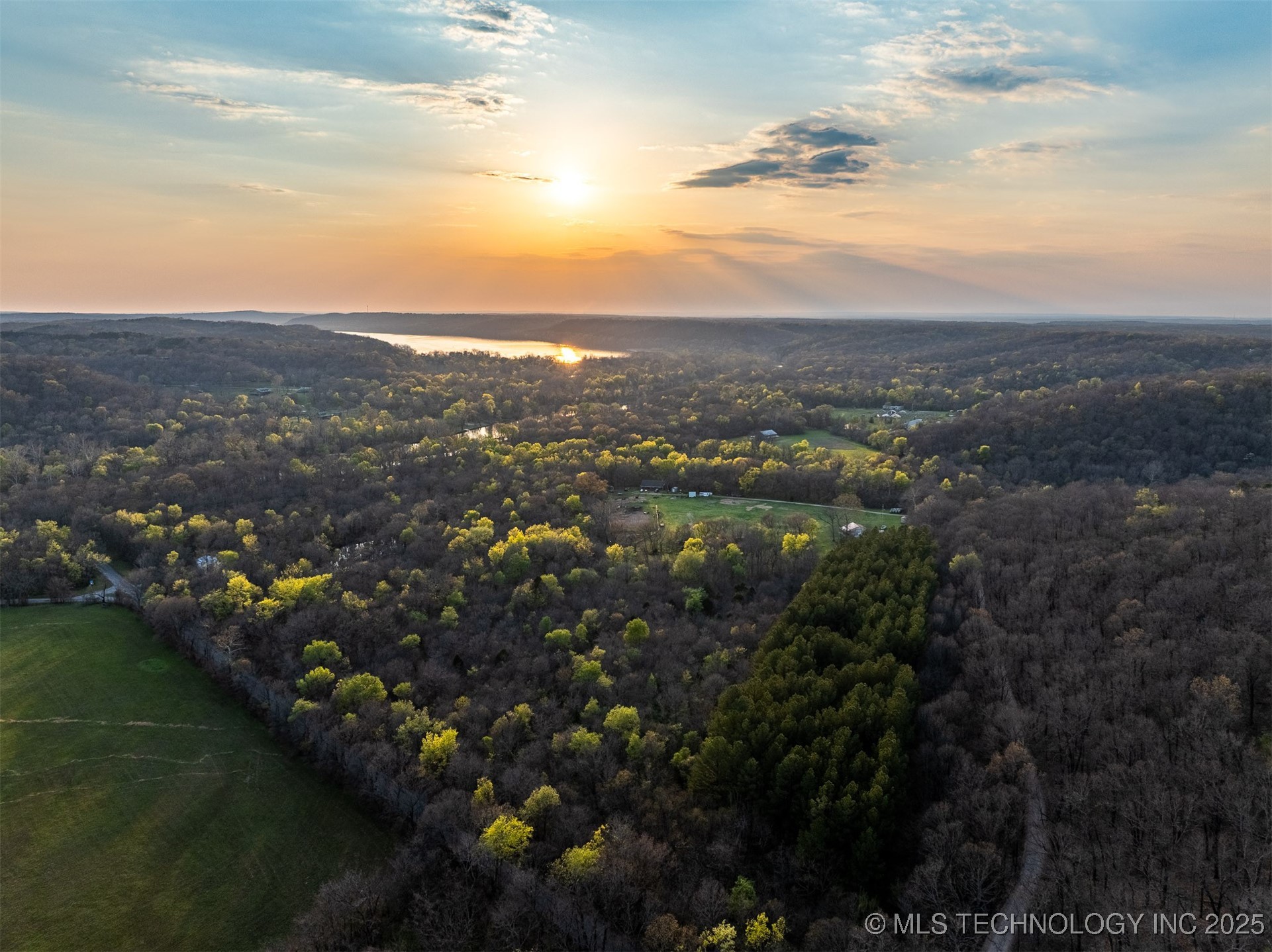 9 S 4530 Road Property Photo 1