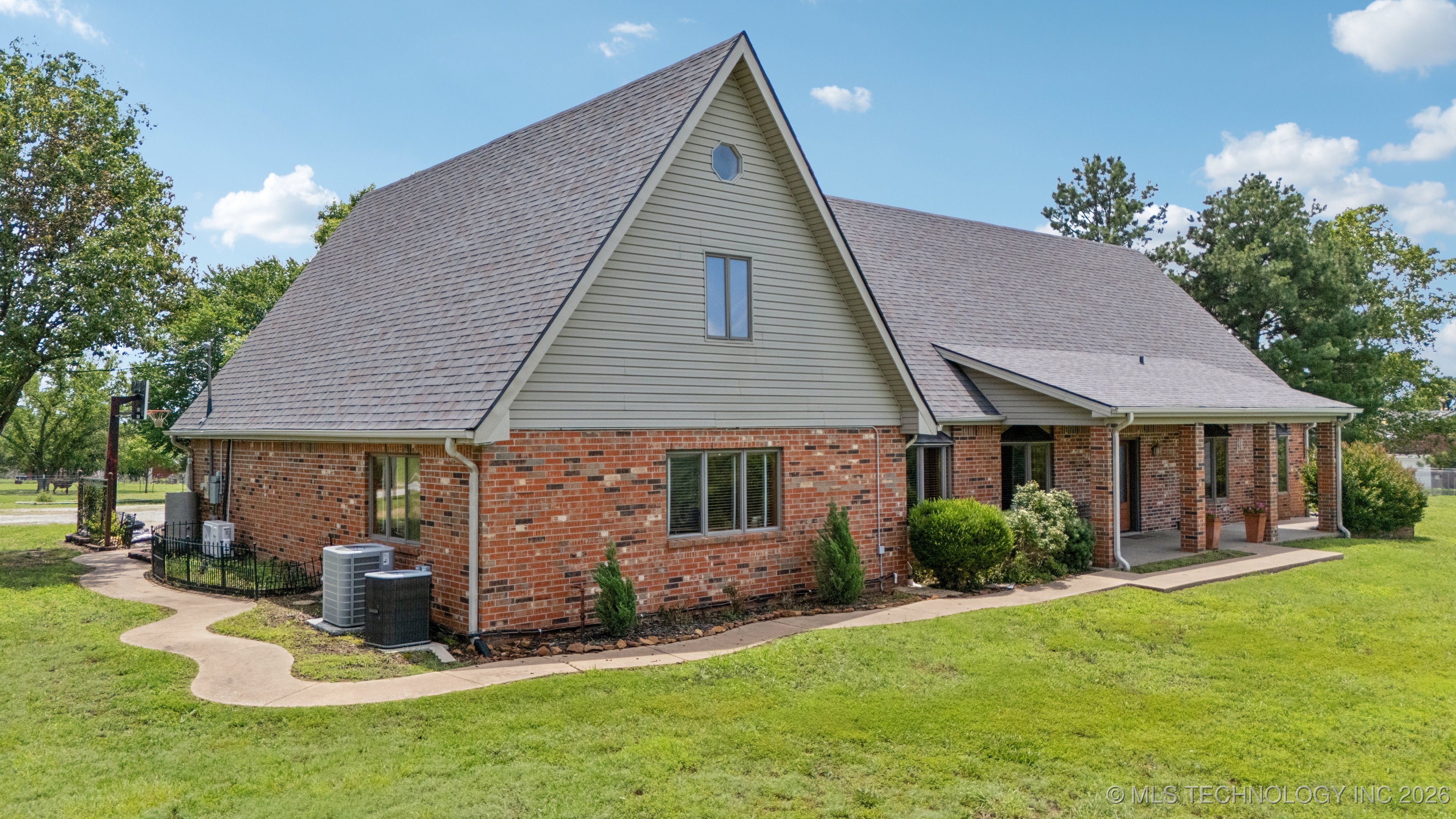 201 County Road 3006 Road Property Photo 3