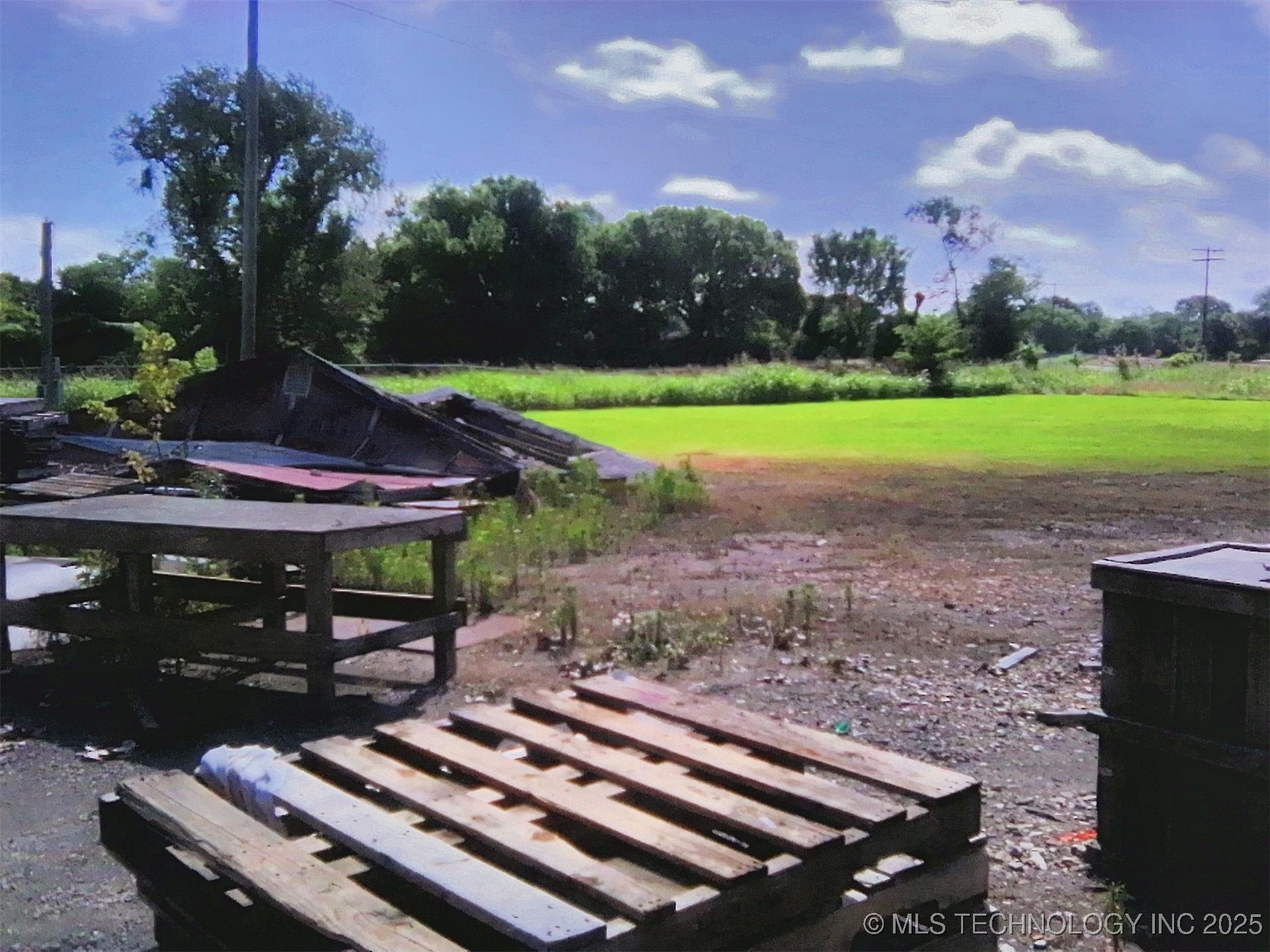 Hwy 51 B Property Photo 1