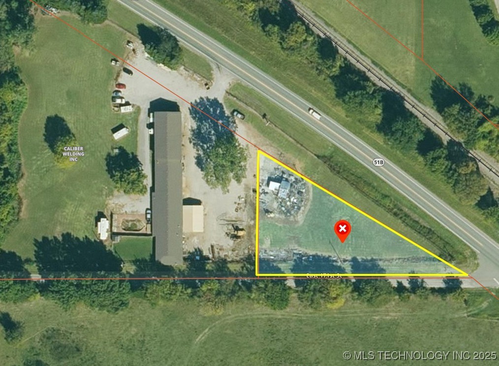 Hwy 51 B Property Photo 5