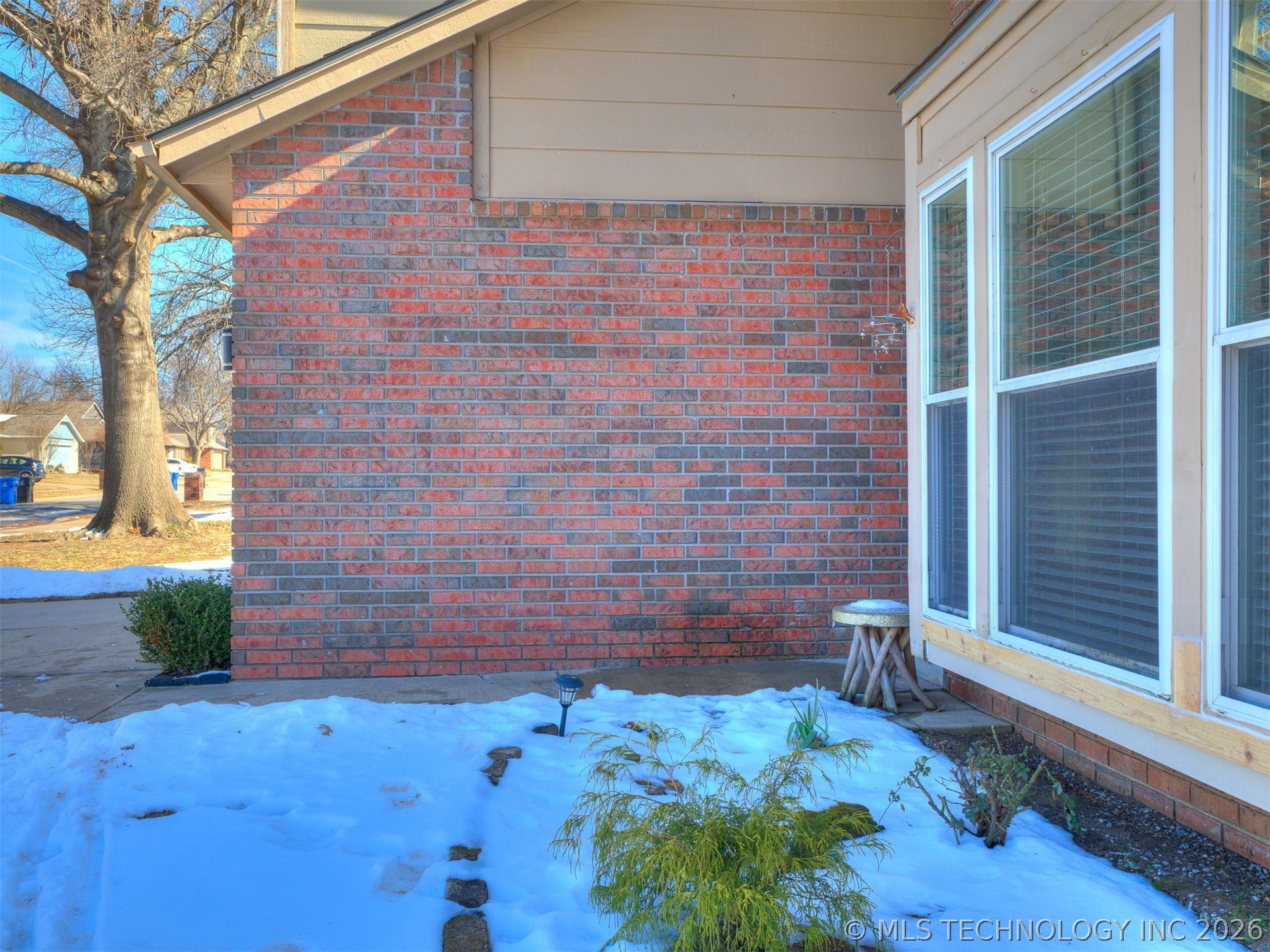 433 W Quanah Street N Property Photo 6