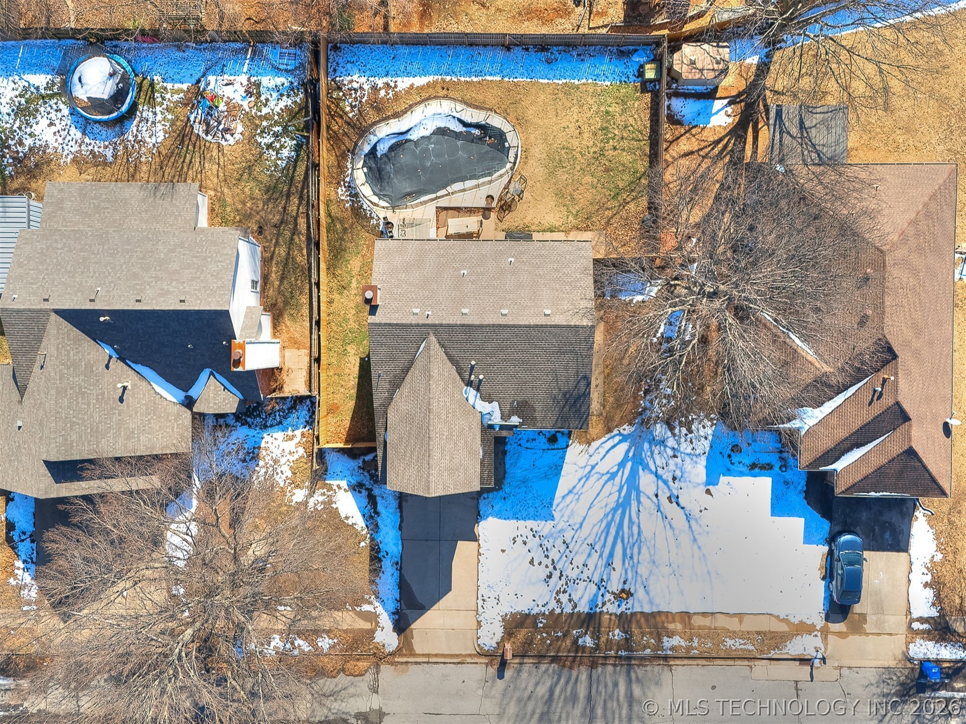 433 W Quanah Street N Property Photo 7