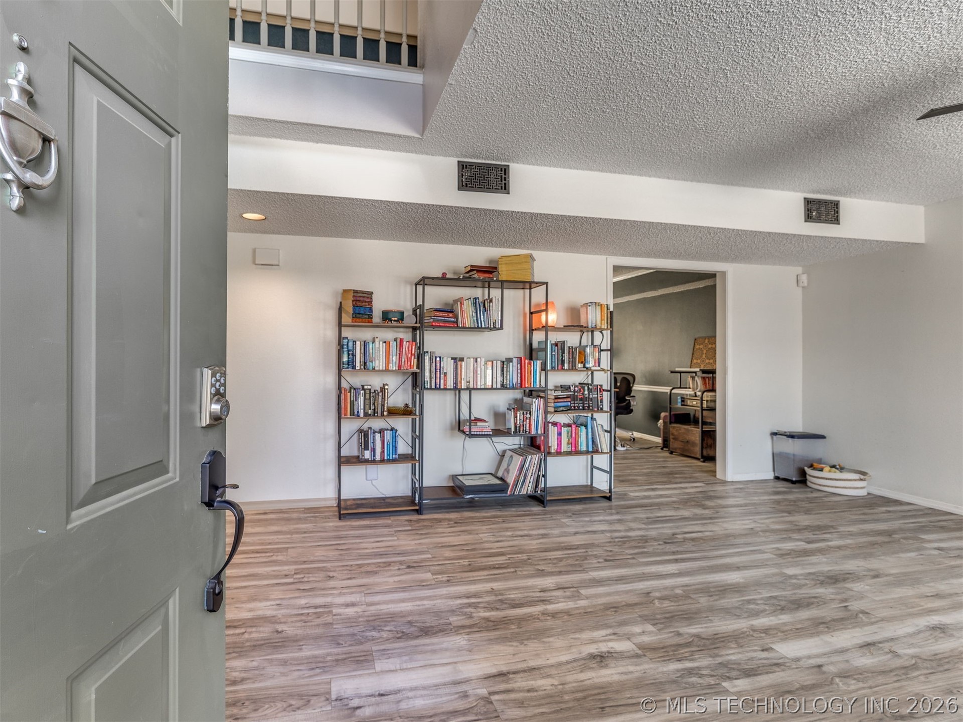 433 W Quanah Street N Property Photo 12