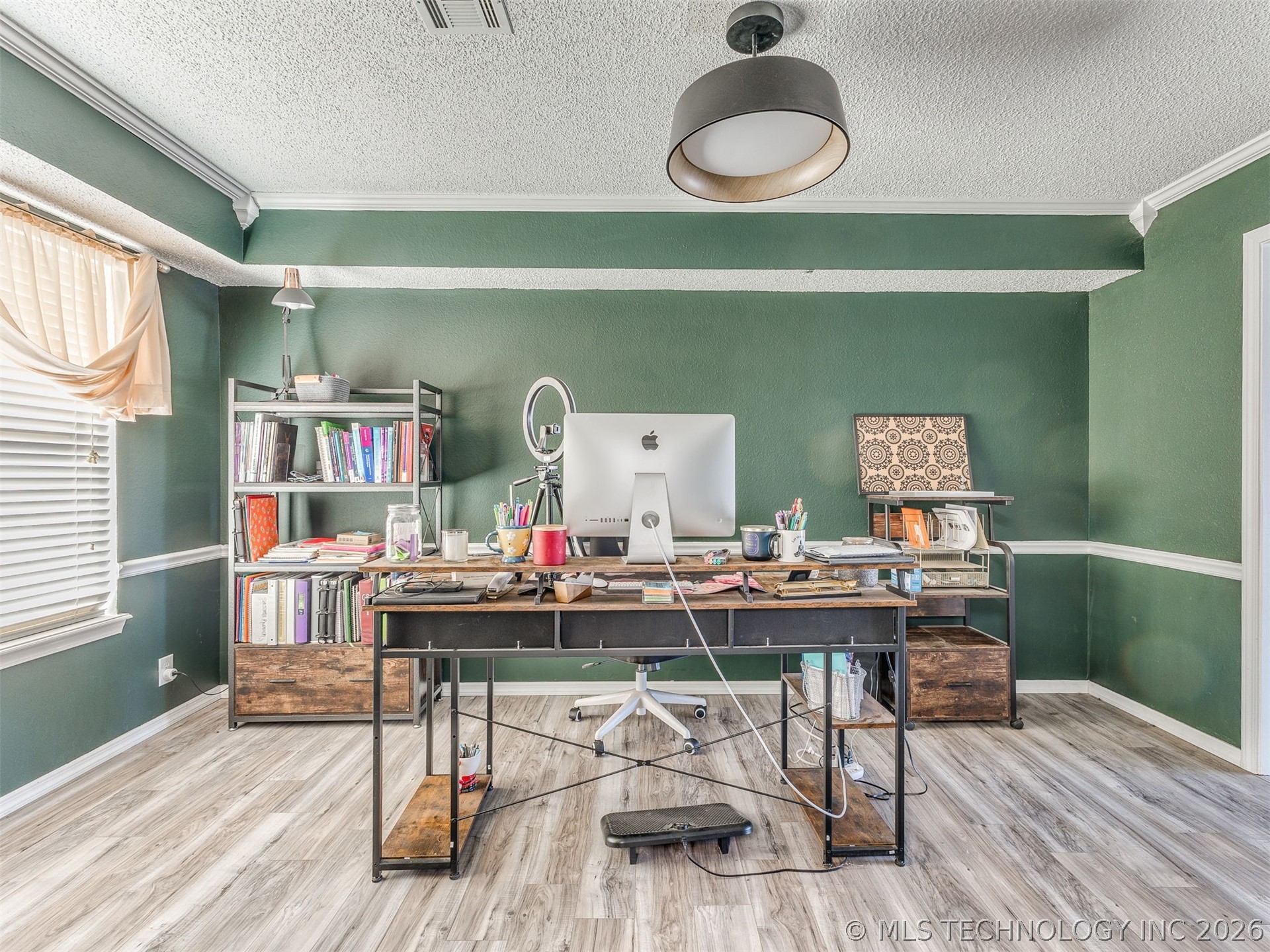 433 W Quanah Street N Property Photo 16